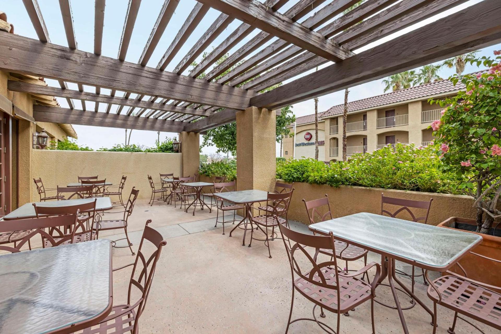 Best Western Plus Palm Desert Resort photo 14
