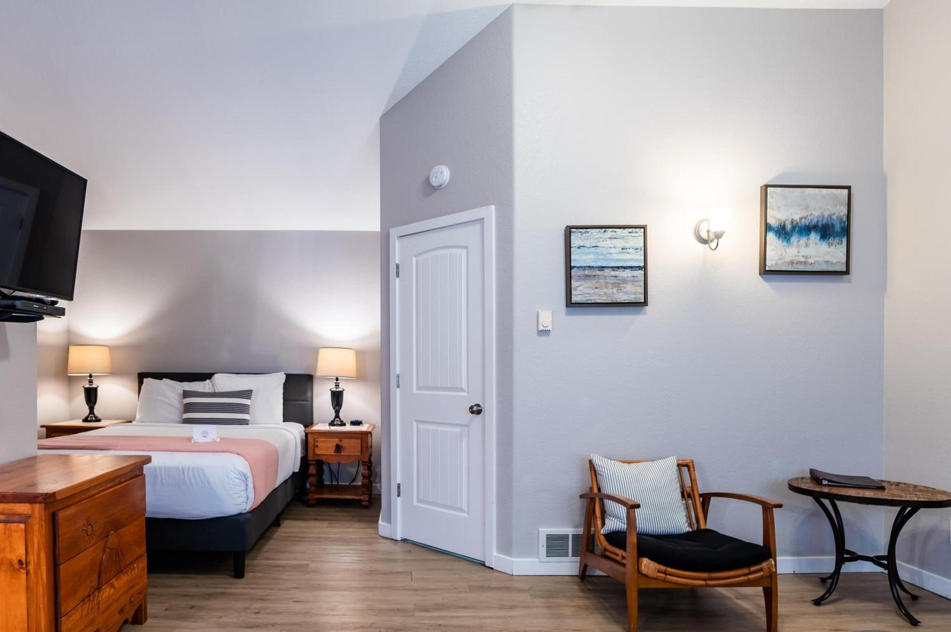 Inn at Haystack Rock photo 49