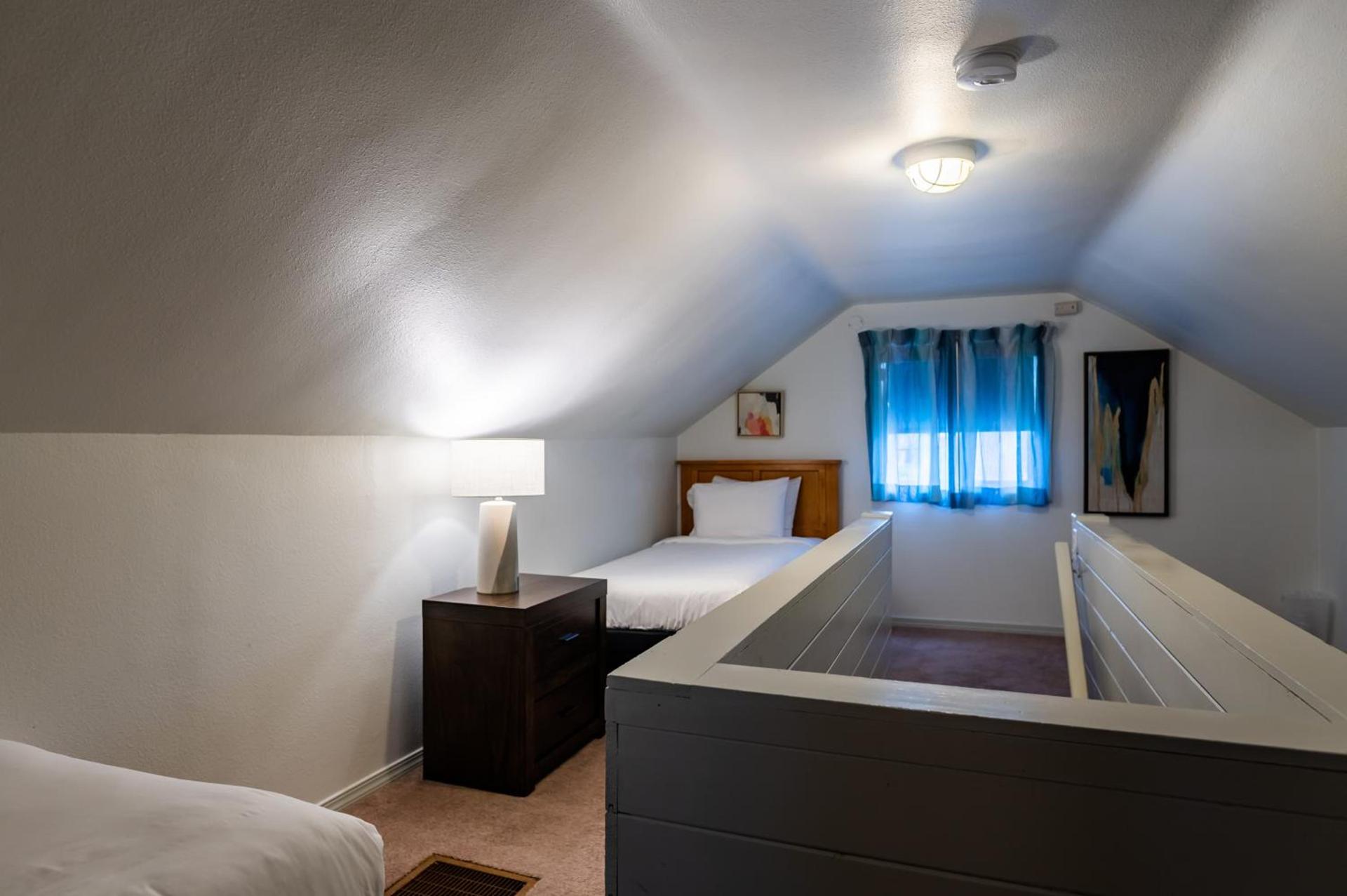 Inn at Haystack Rock photo 70