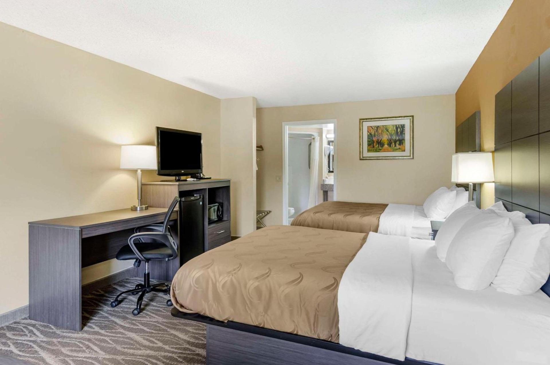 Quality Inn Hillsville photo 15