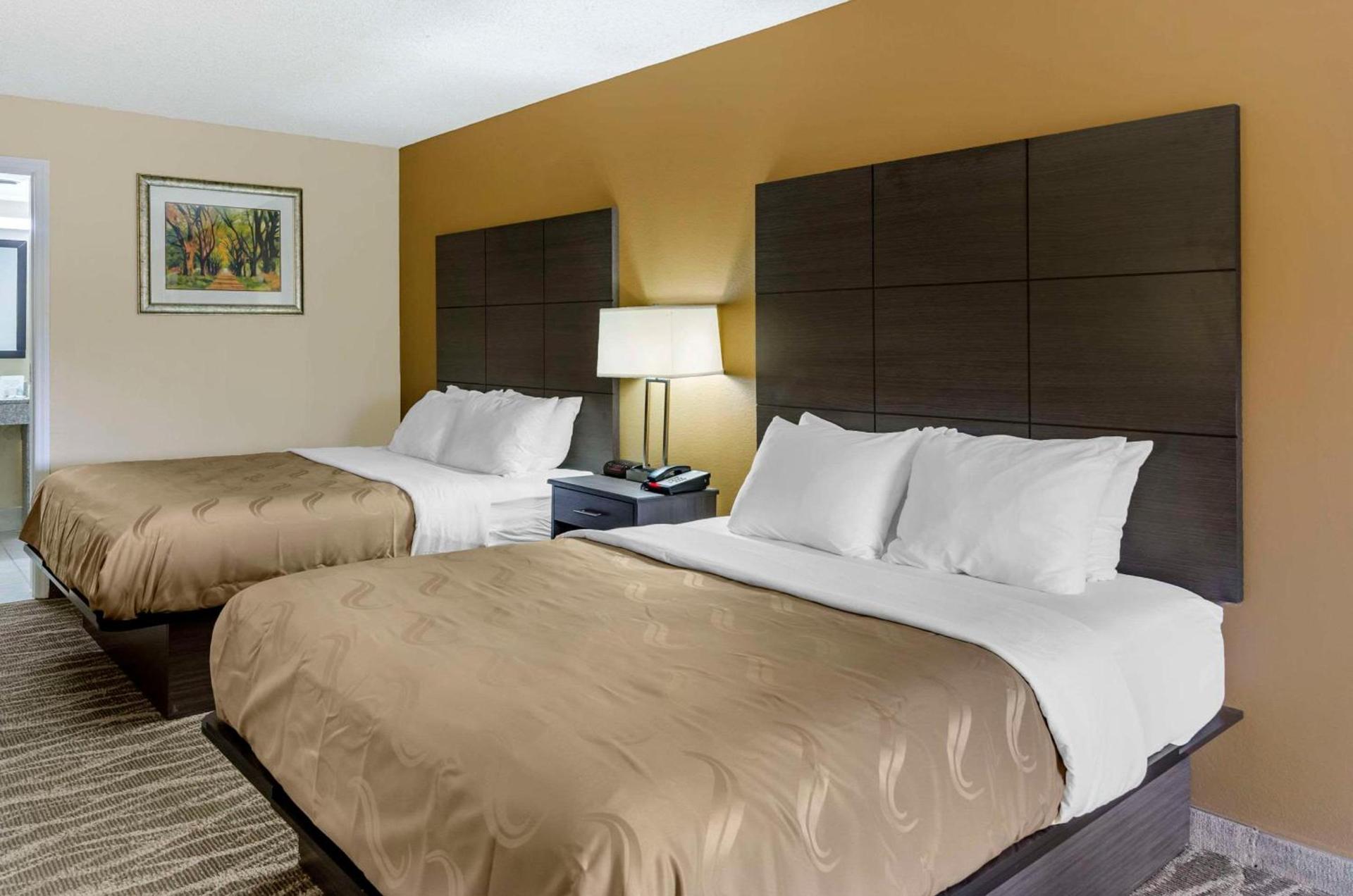 Quality Inn Hillsville photo 16