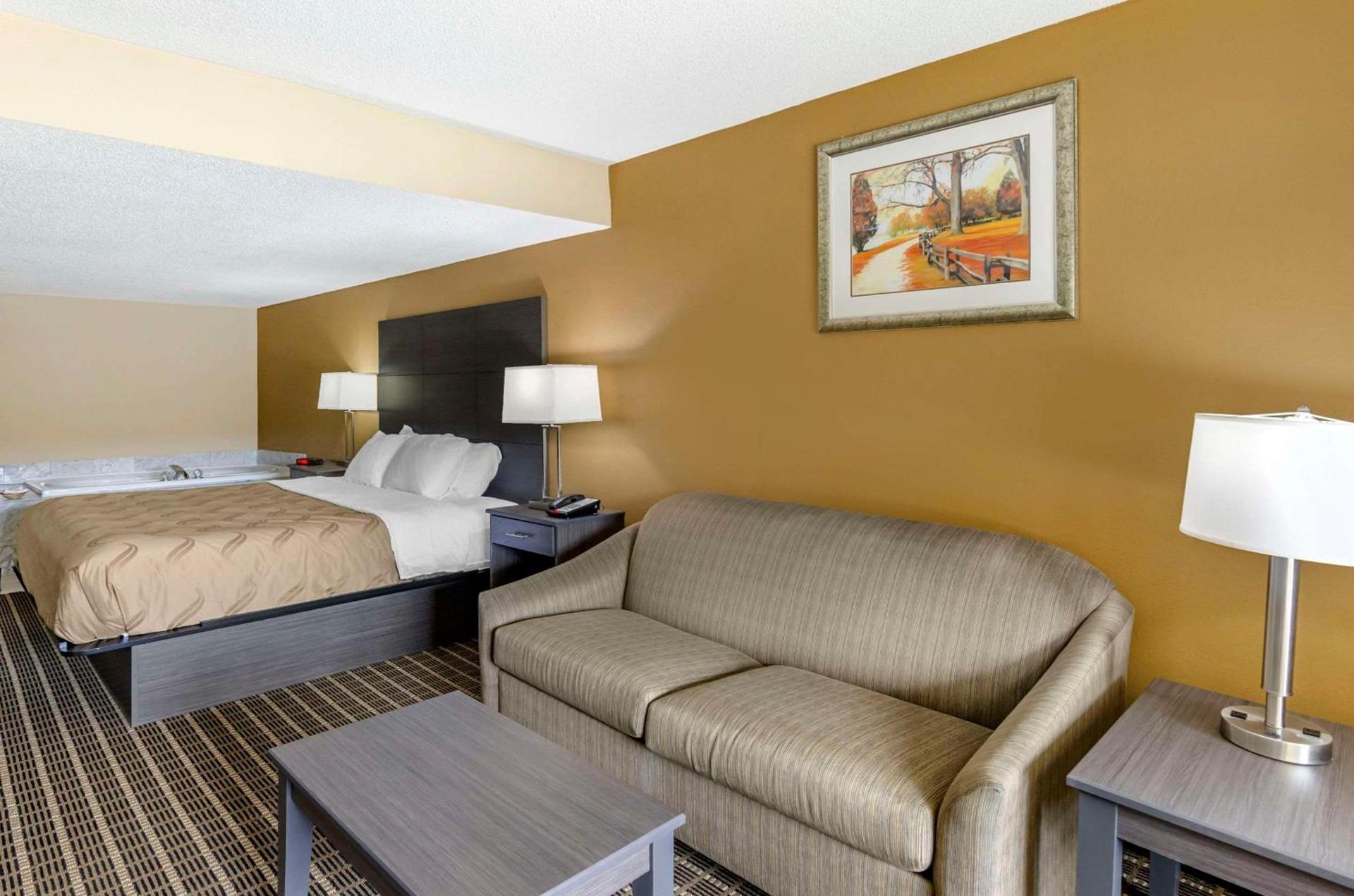 Quality Inn Hillsville photo 25