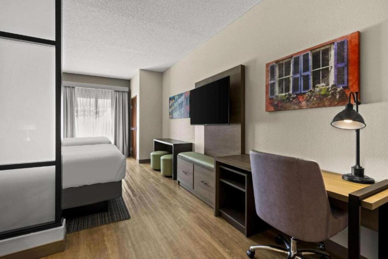 Comfort Suites Charleston West Ashley photo 42