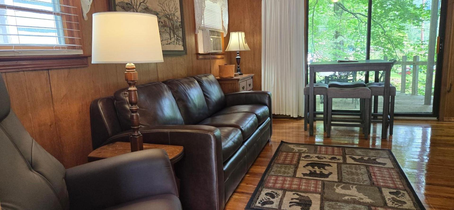 Cozy Creek Cottages photo 9