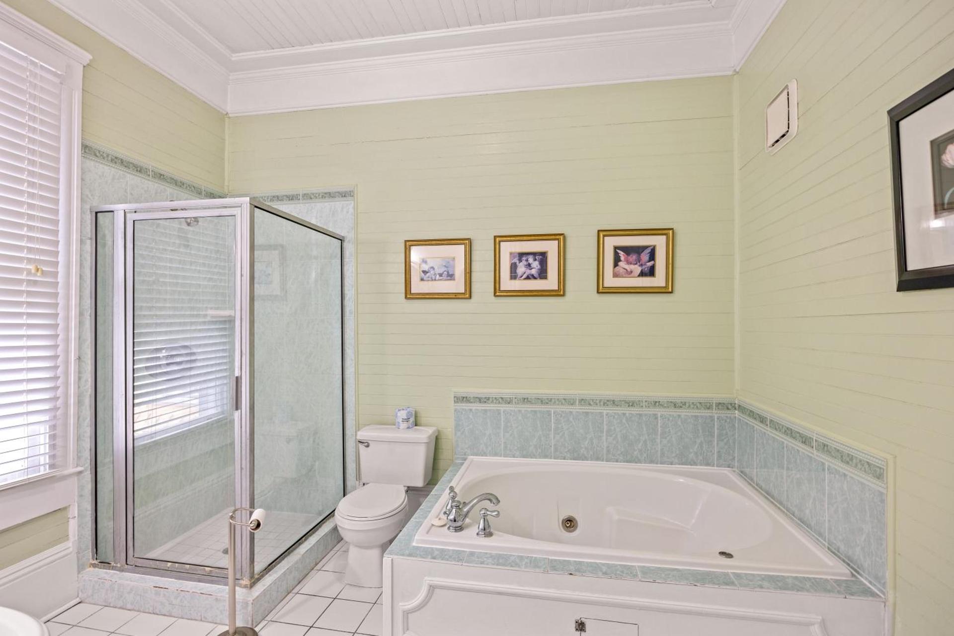 Coombs Inn & Suites photo 6