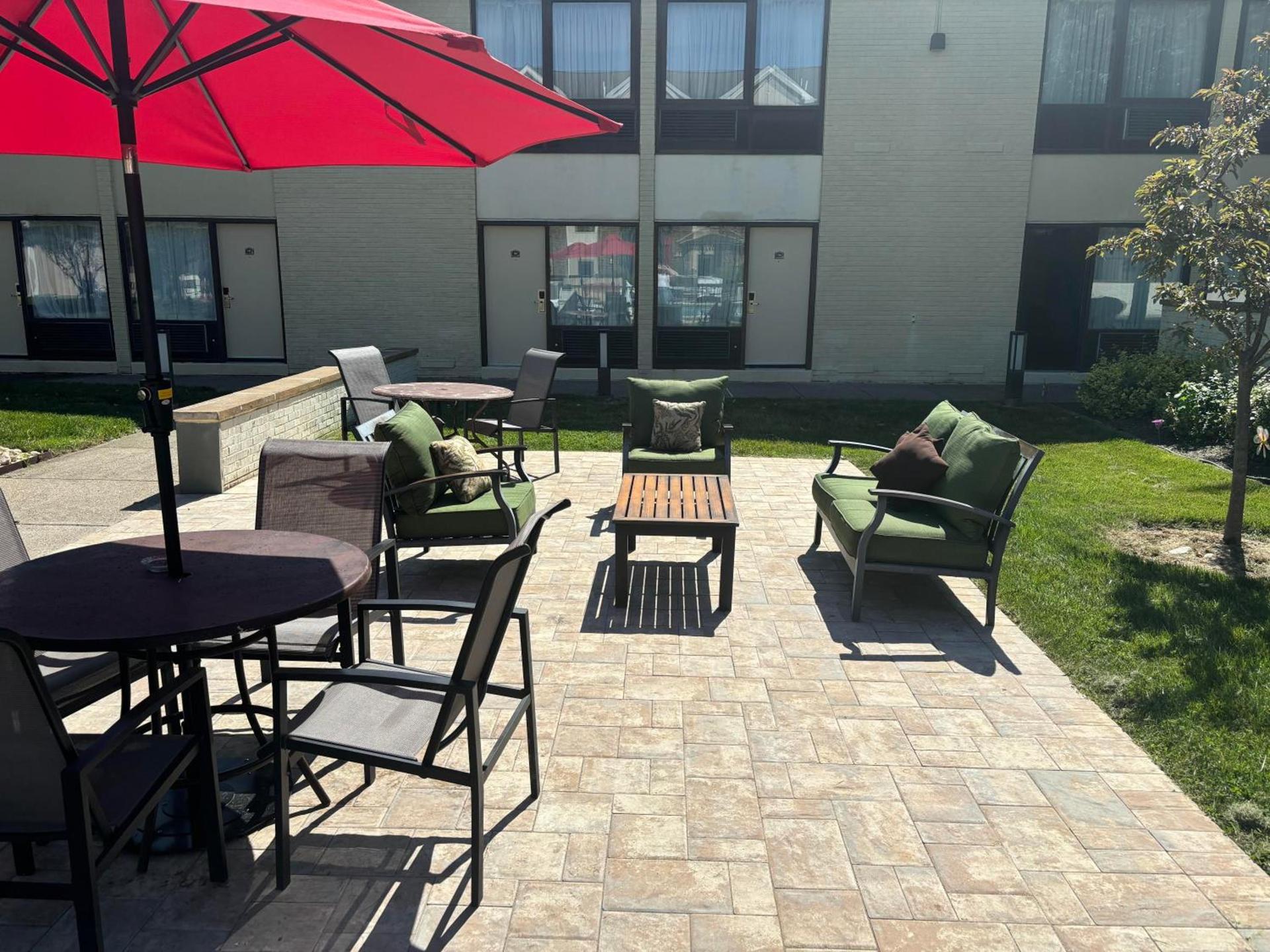 Ramada by Wyndham Newark/Wilmington photo 17