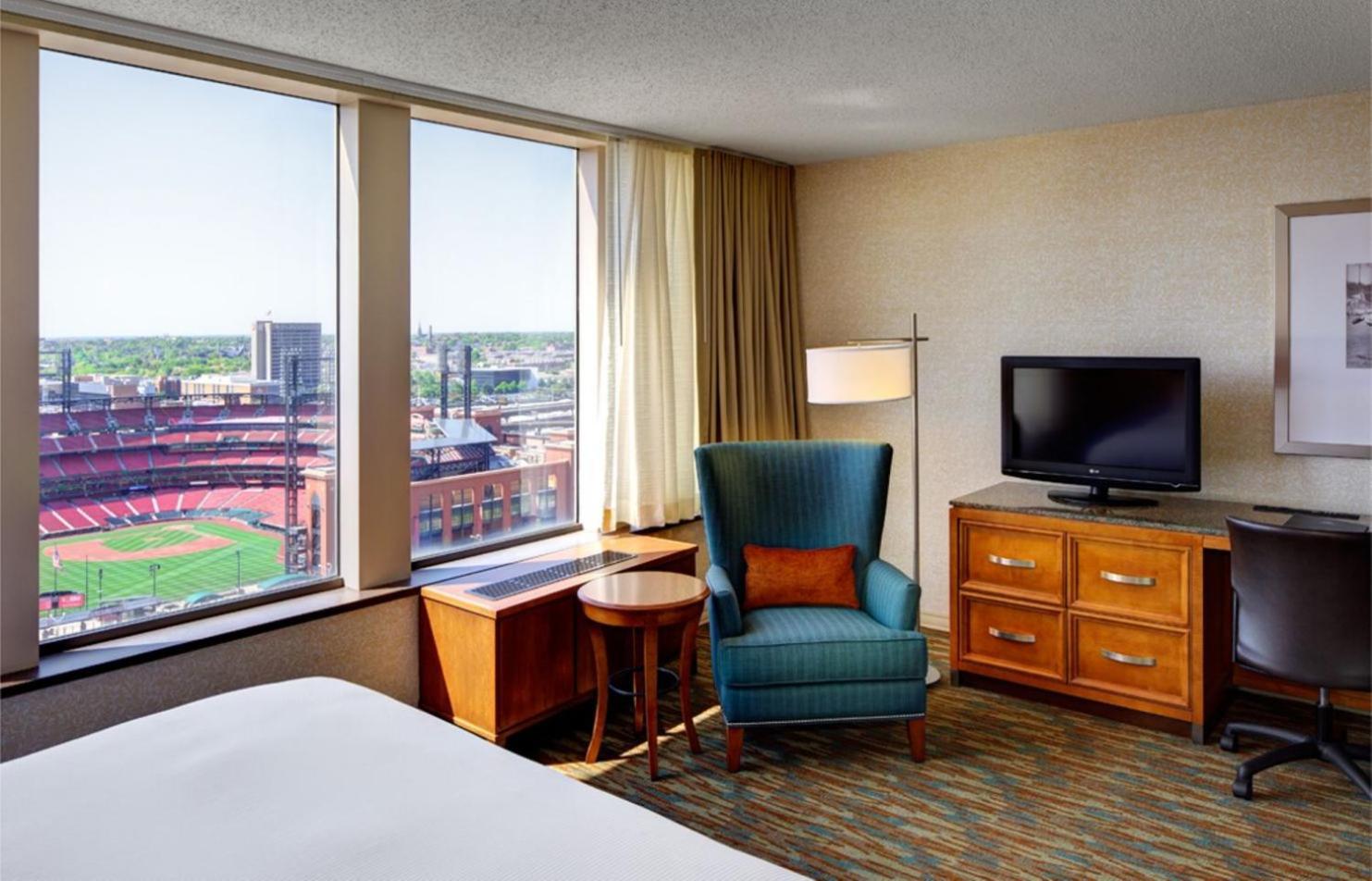 Hilton St. Louis at the Ballpark photo 98