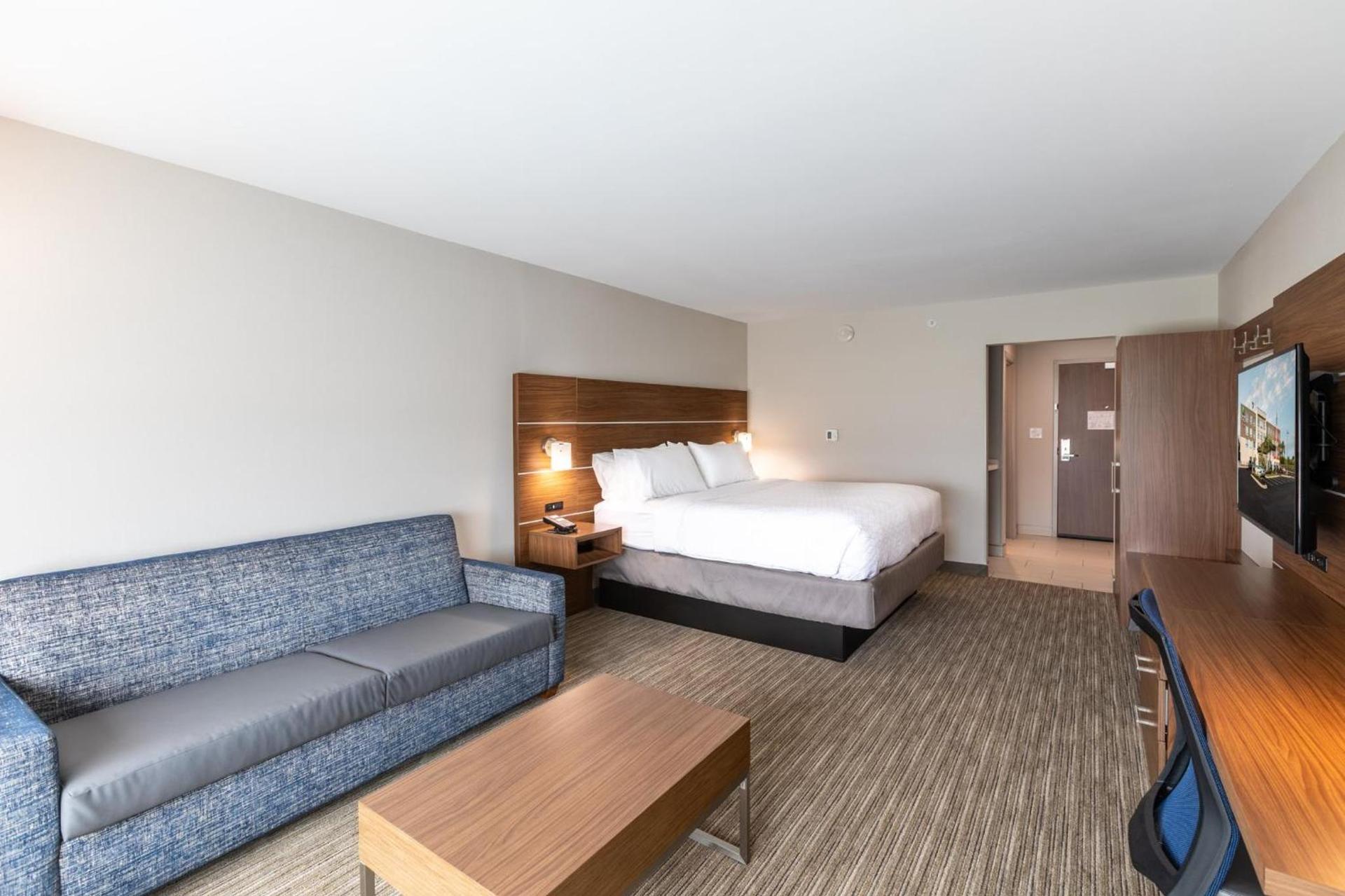 Holiday Inn Express & Suites - Rock Hill by IHG photo 89