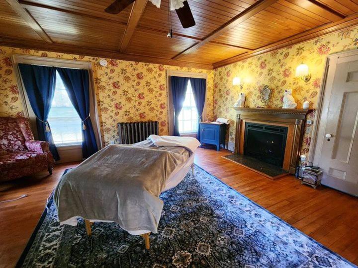 Arlington Inn & Spa photo 73