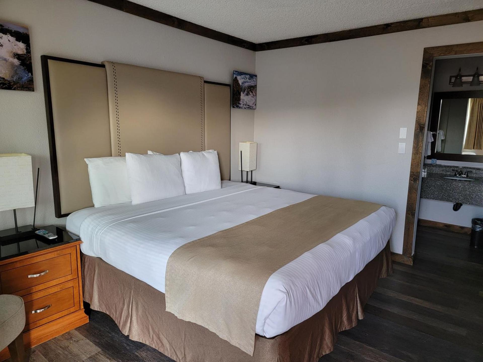 The Dalles Inn photo 9