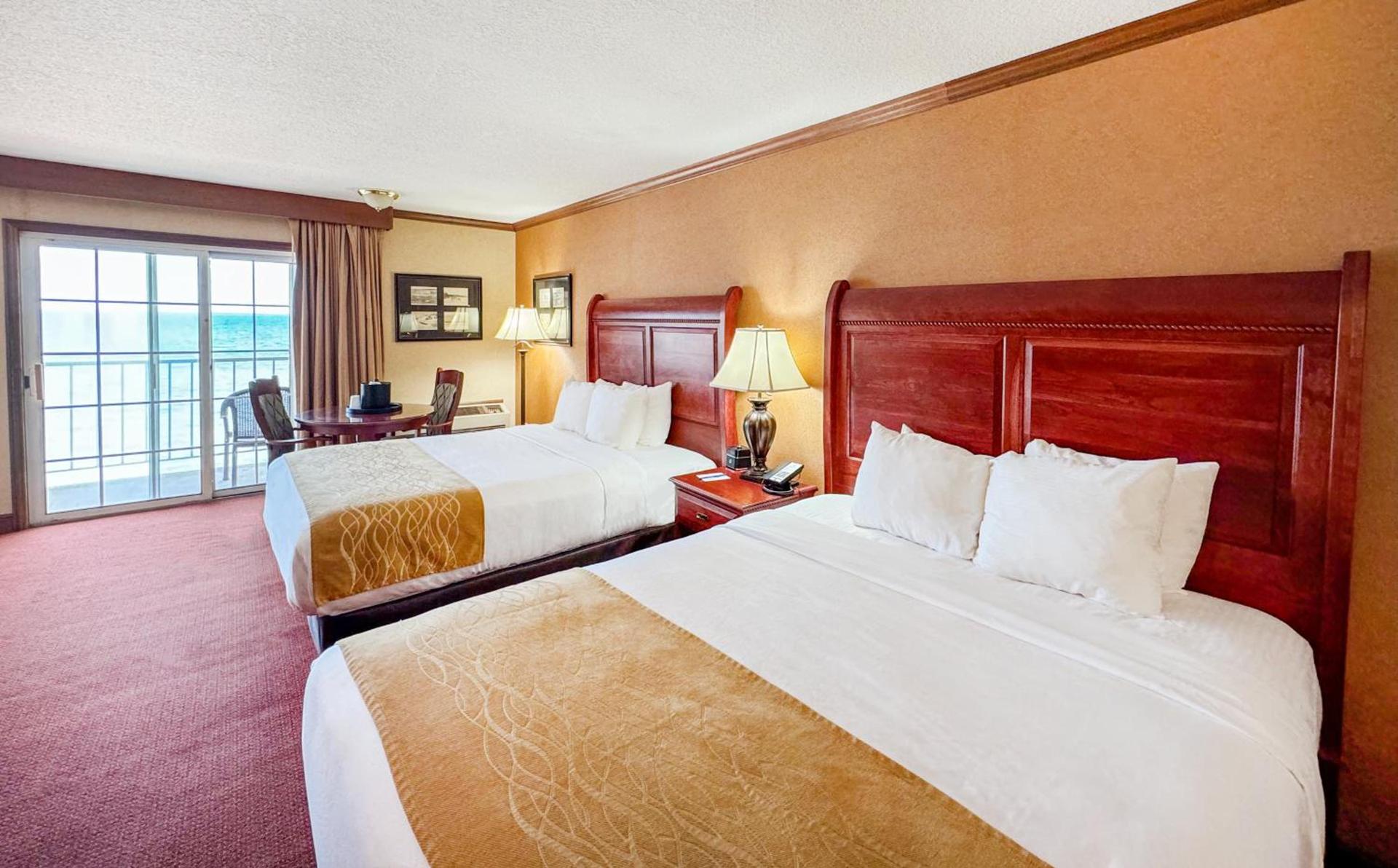 Comfort Inn Lakeside photo 29
