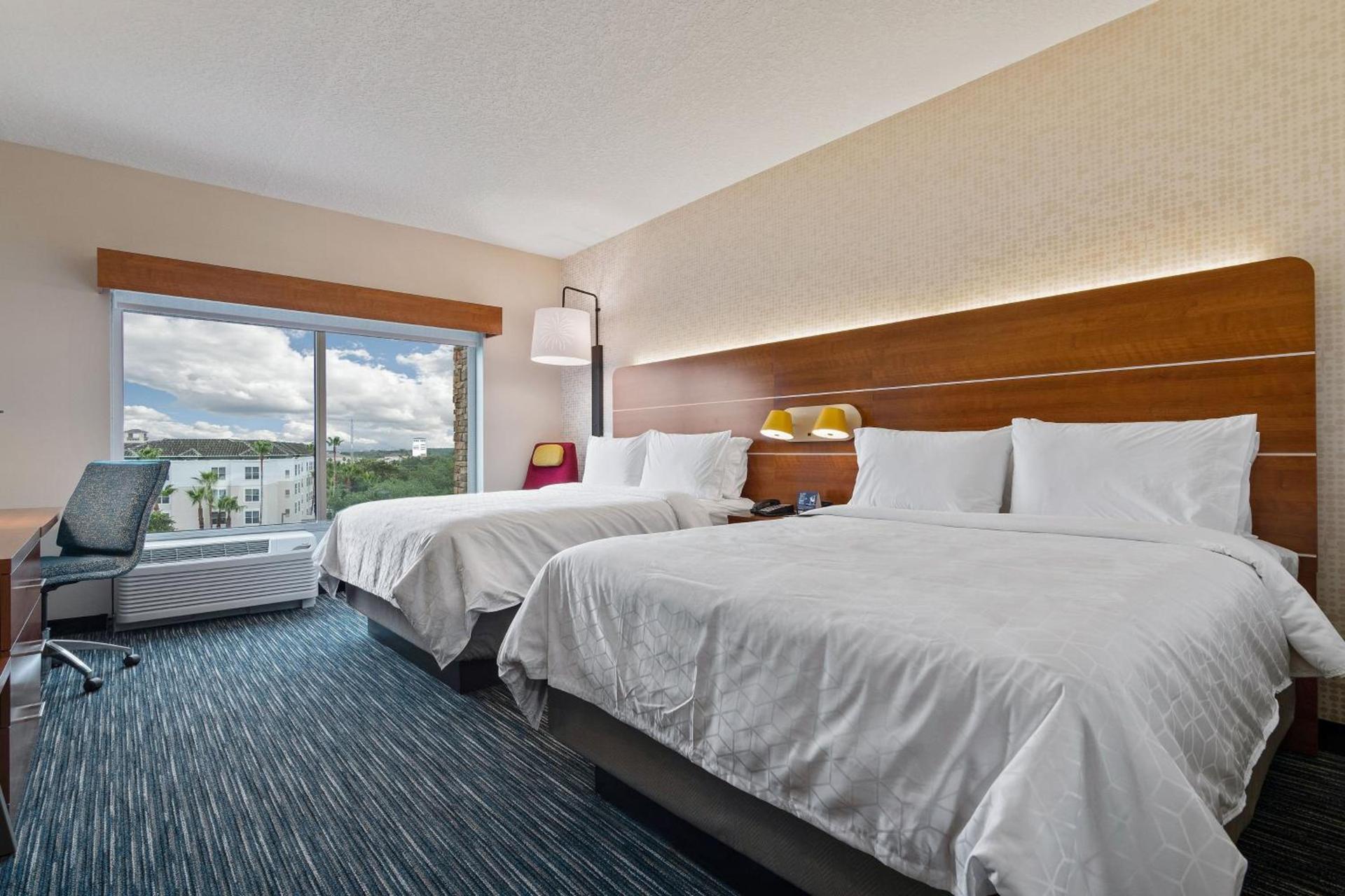 Holiday Inn Express & Suites Orlando- Lake Buena Vista by IHG photo 52