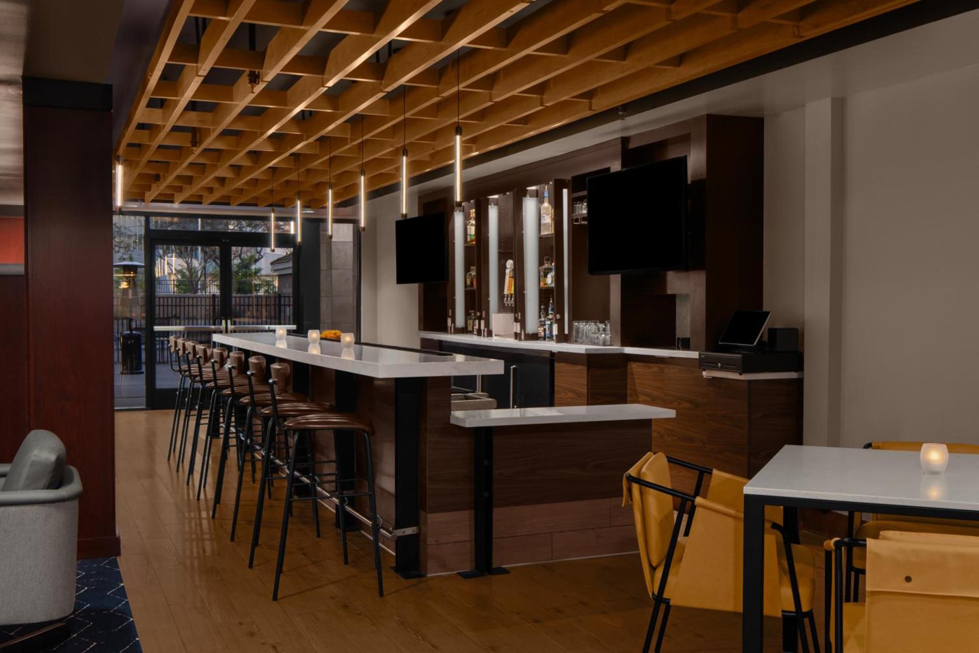 Courtyard by Marriott San Diego Central photo 15