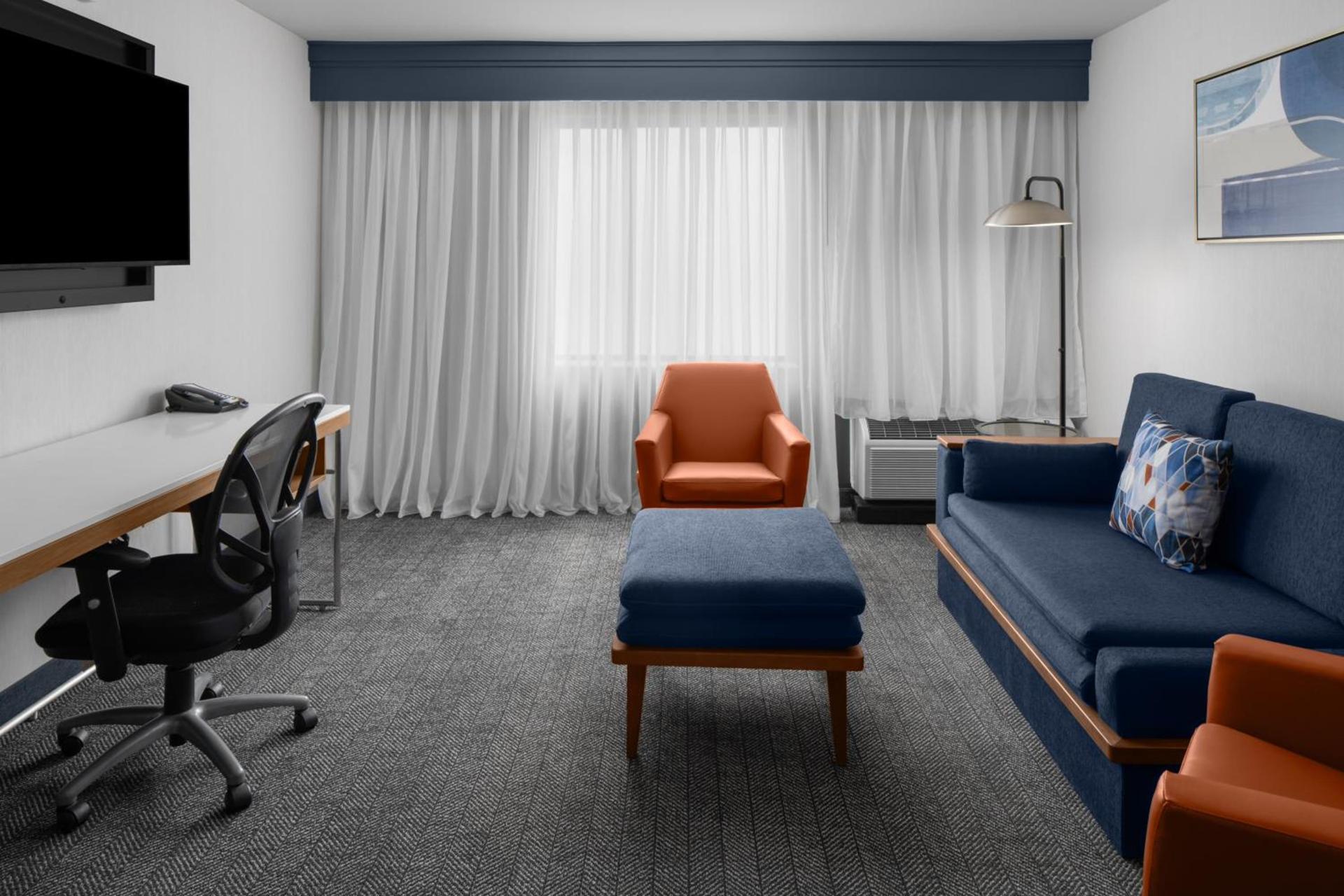 Courtyard by Marriott San Diego Central photo 27