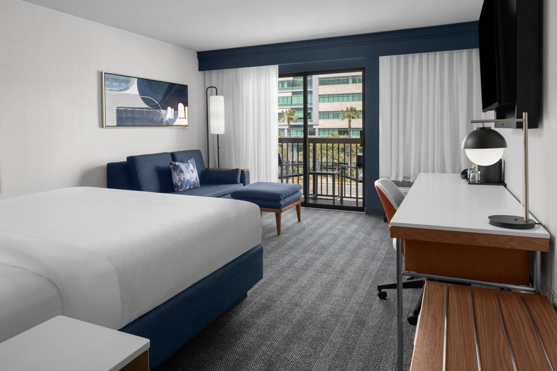 Courtyard by Marriott San Diego Central photo 8