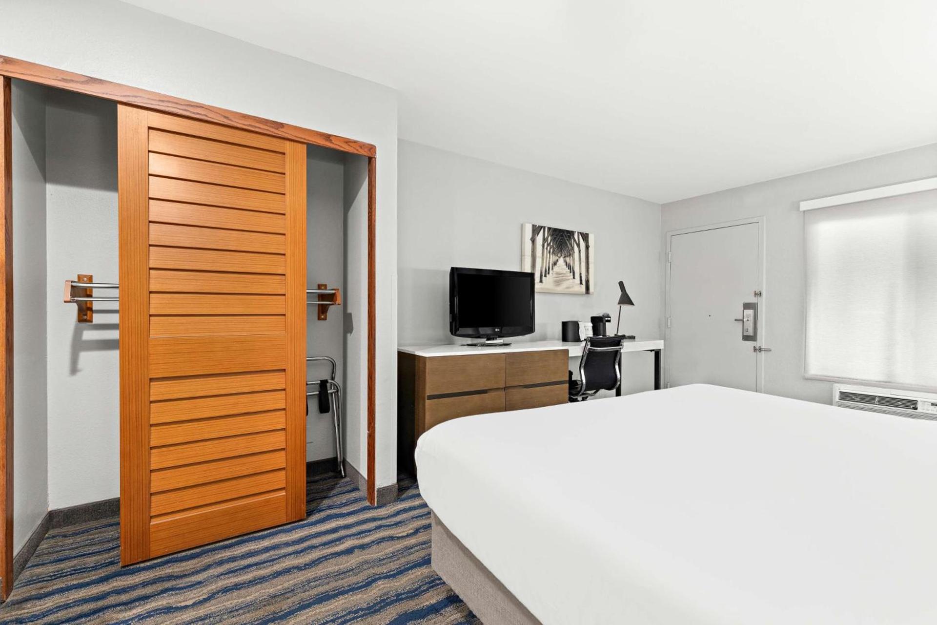 Best Western Chula Vista/Otay Valley Hotel photo 19