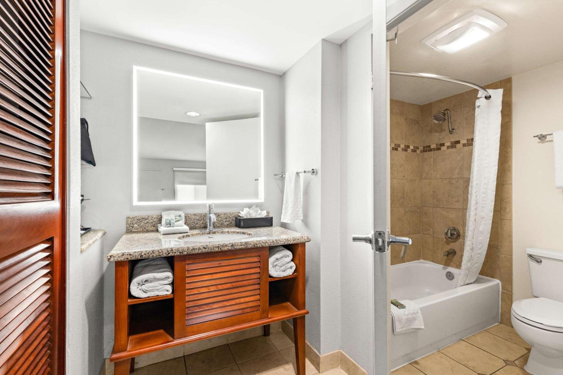 Best Western Chula Vista/Otay Valley Hotel photo 26
