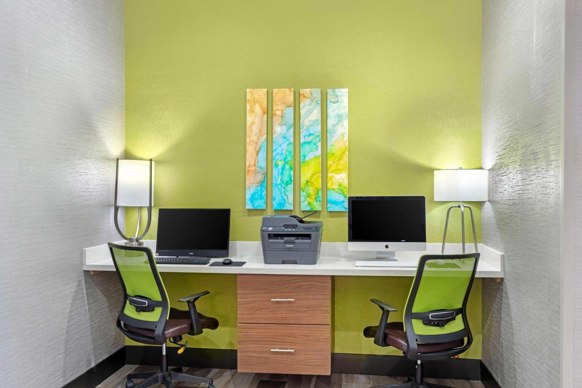 Best Western Plus Medical Center photo 35
