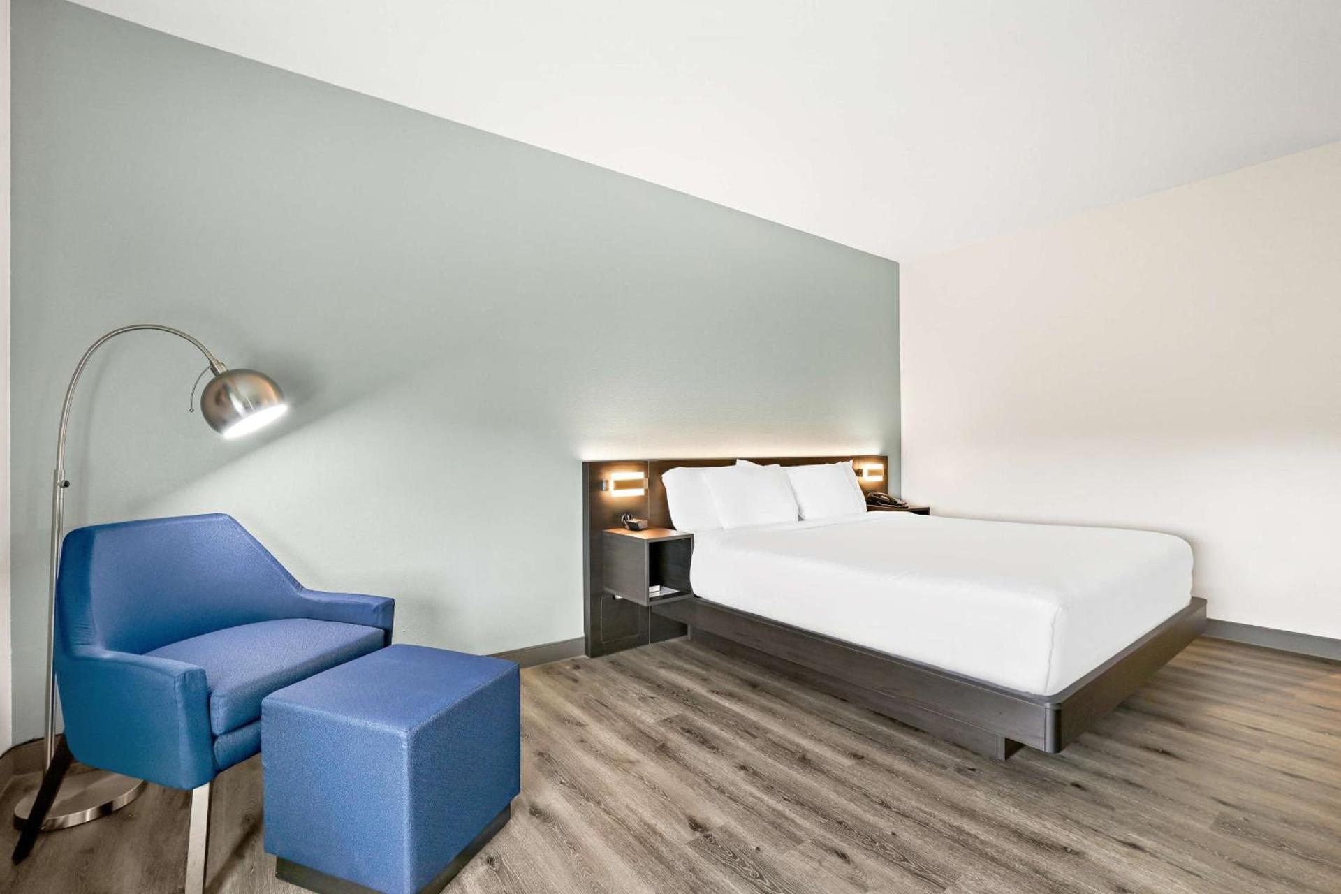 Best Western Iowa - Lake Charles East photo 8