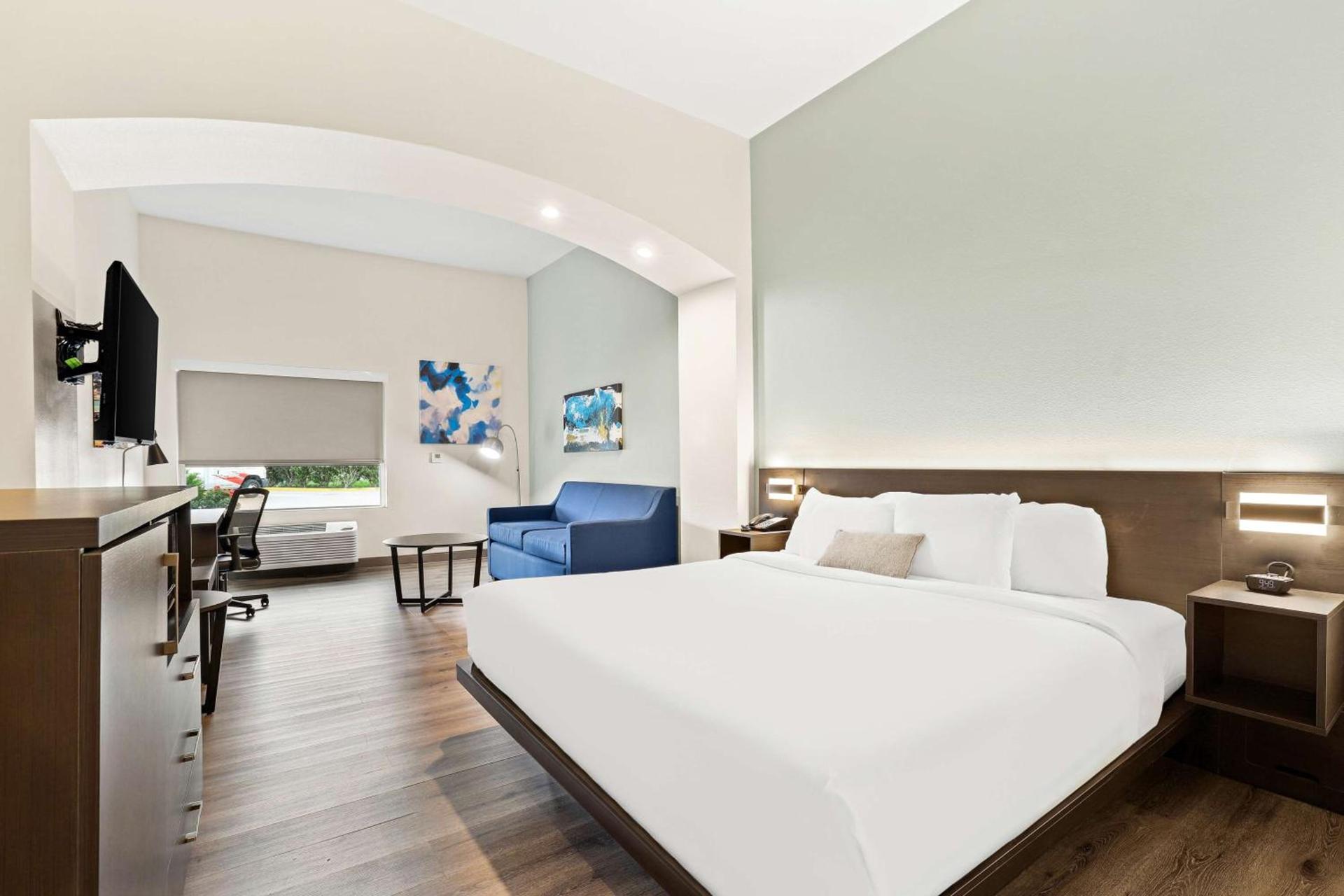 Best Western Iowa - Lake Charles East photo 12