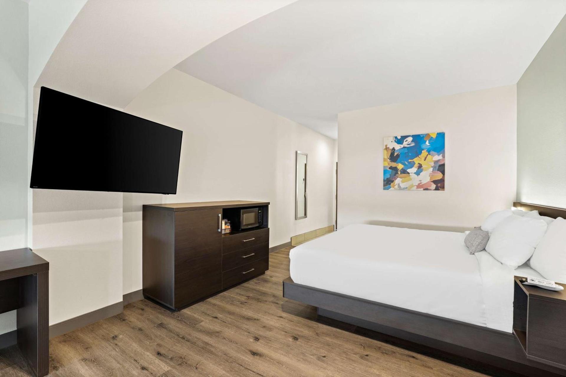 Best Western Iowa - Lake Charles East photo 22