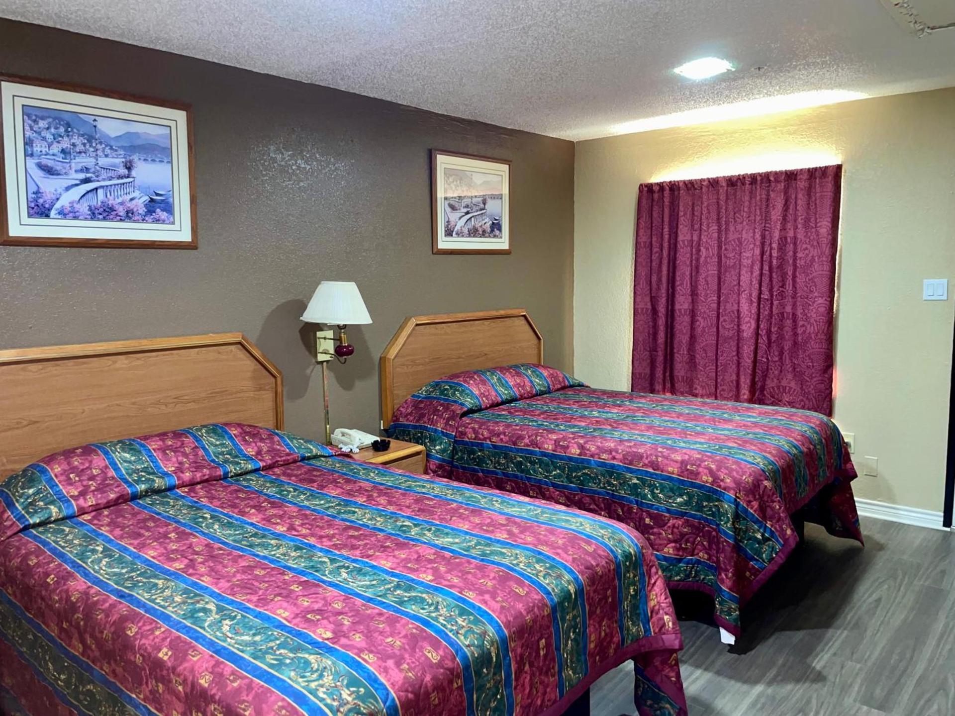 Golden Inn Dallas by Hotel O photo 14