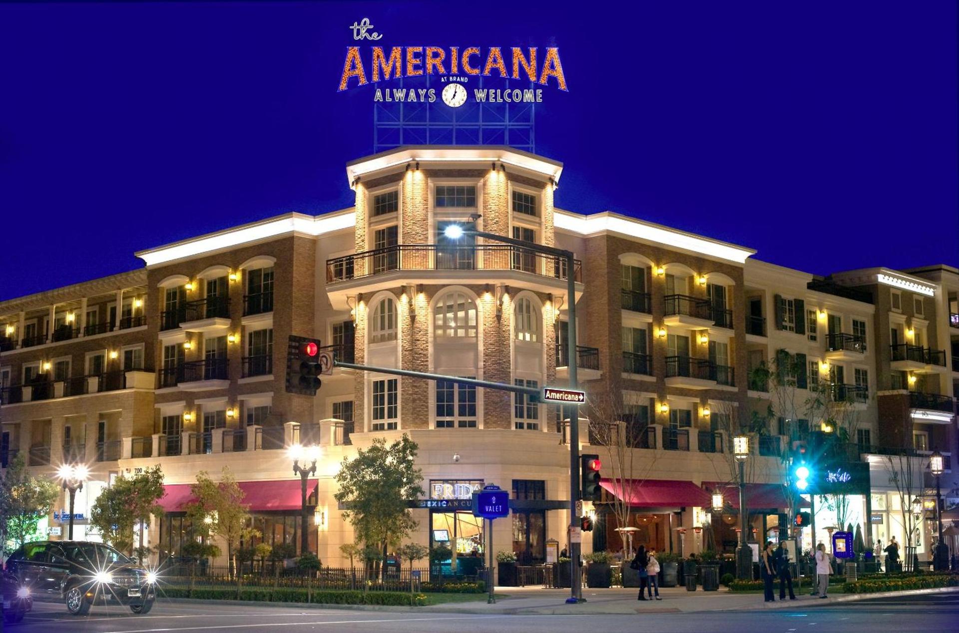 Americana At Brand Glendale California photo 3
