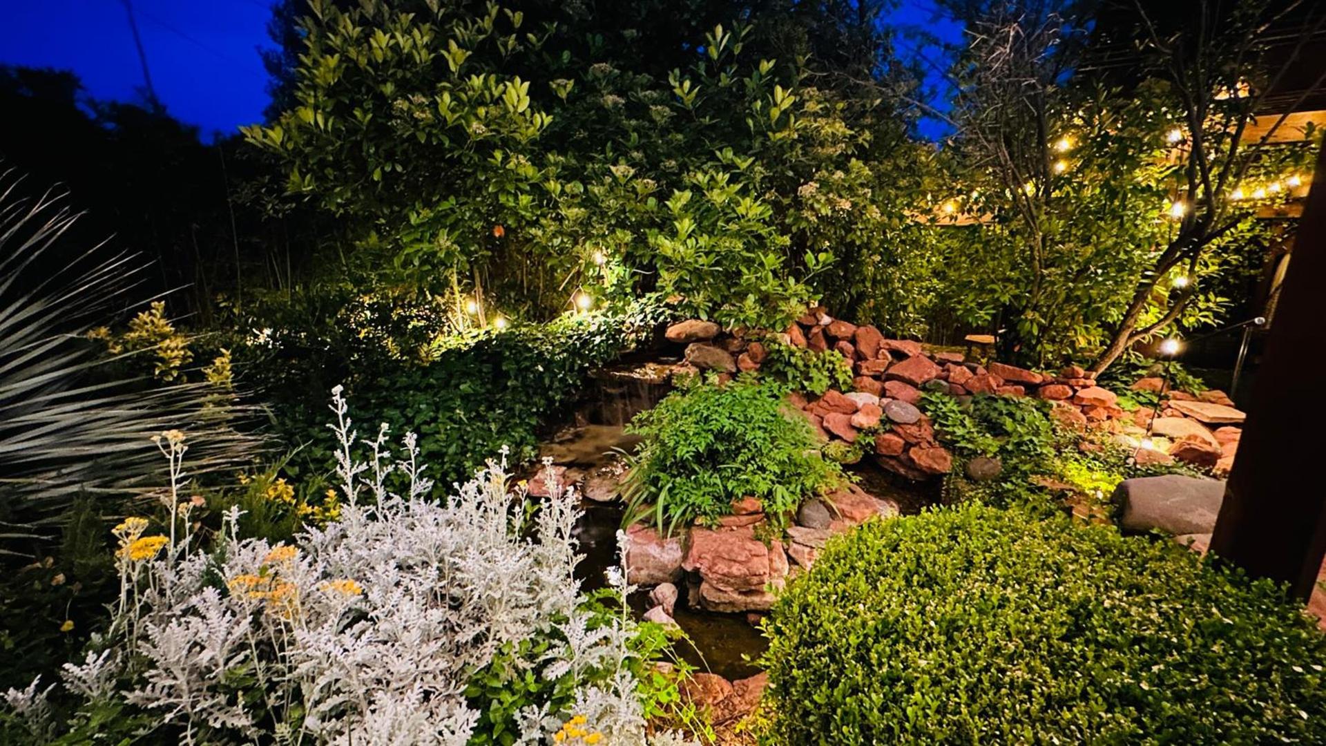 Lantern Light Inn - Romantic Getaway photo 18