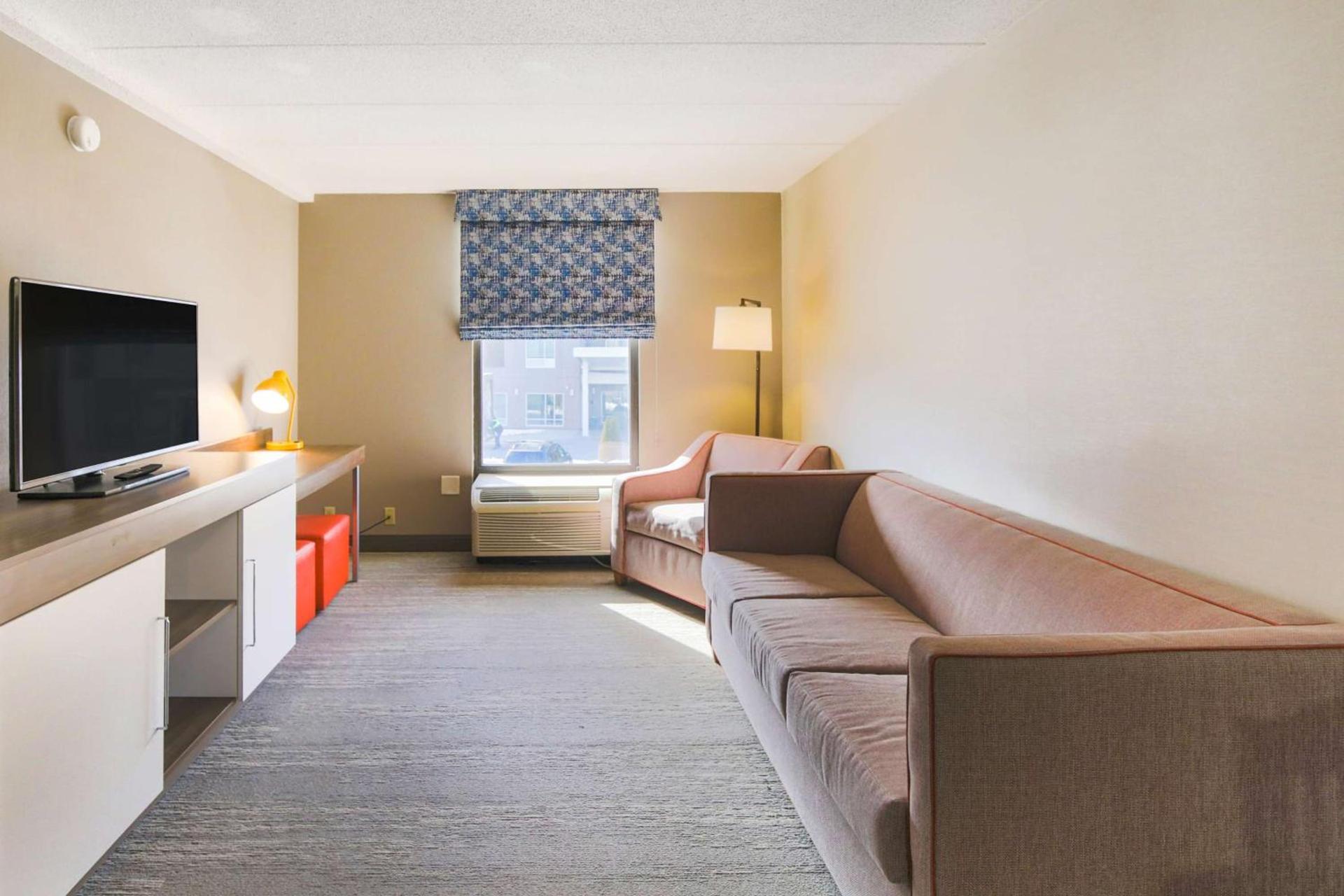 Hampton Inn Fall River/Westport photo 2