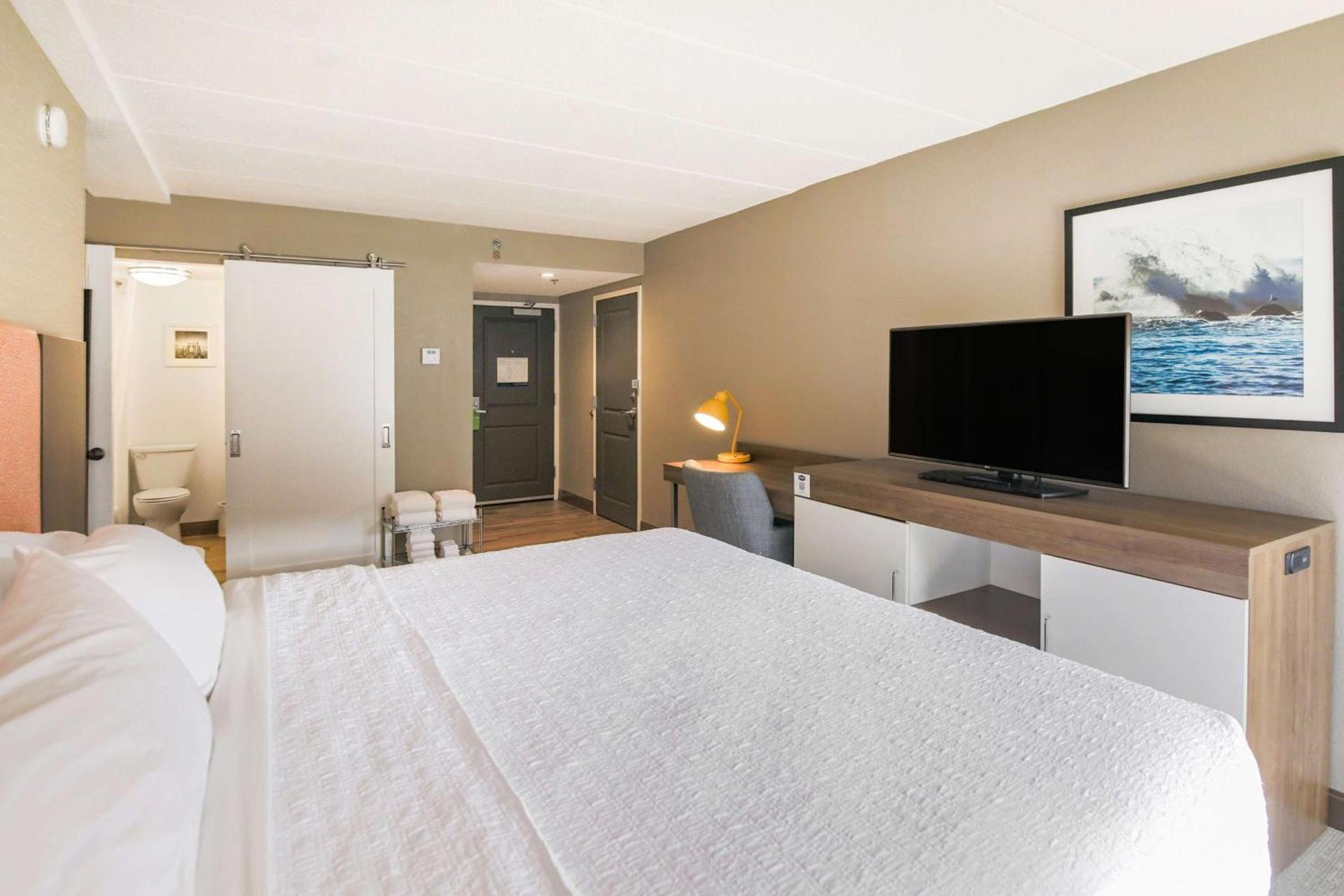 Hampton Inn Fall River/Westport photo 6