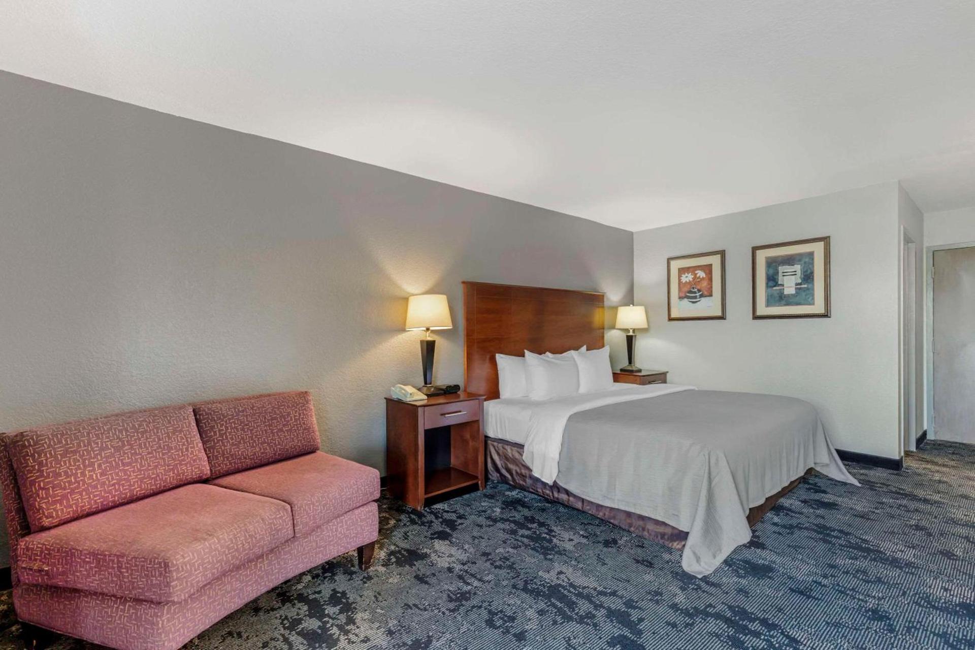 Quality Inn Downtown Stuart photo 18