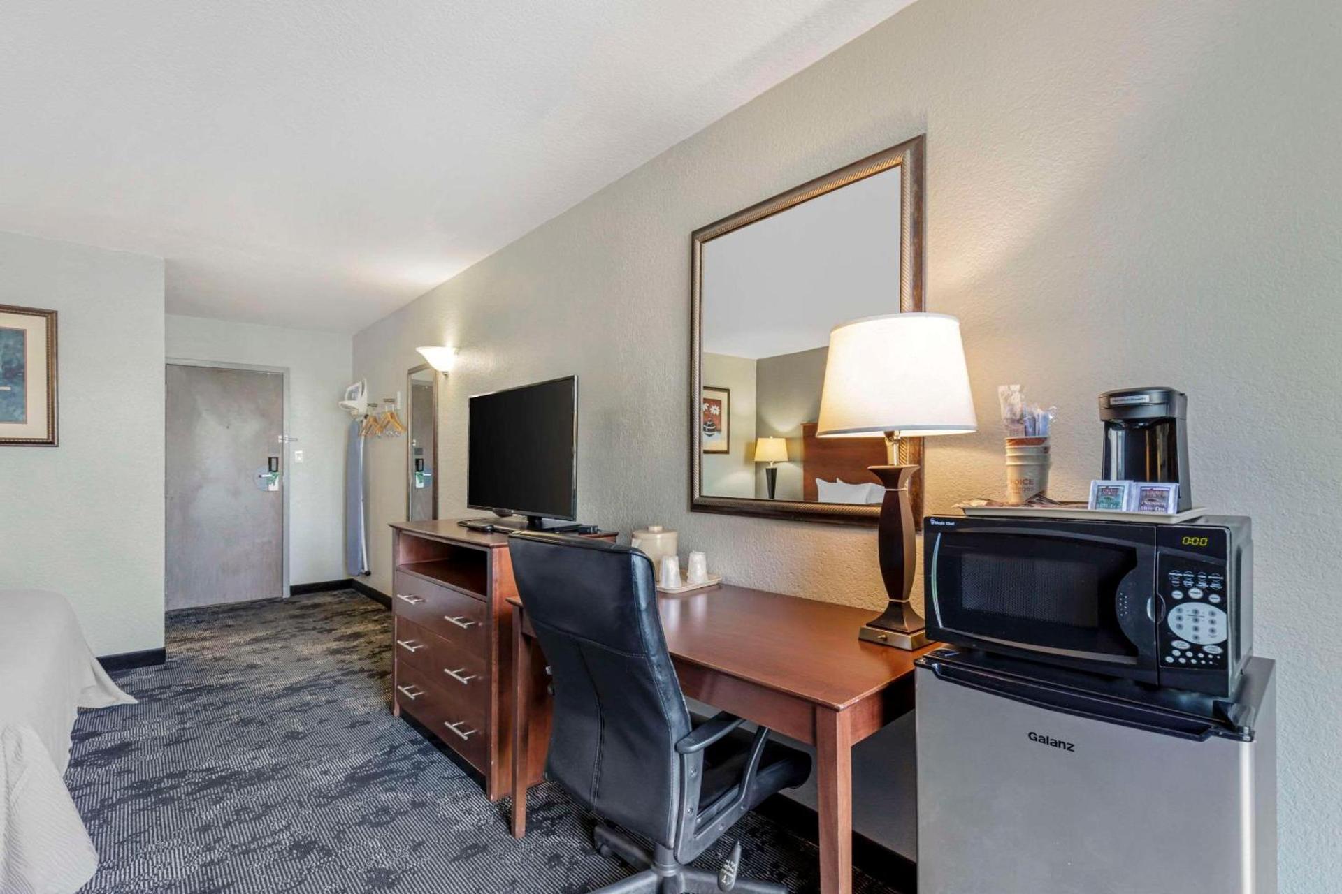 Quality Inn Downtown Stuart photo 20