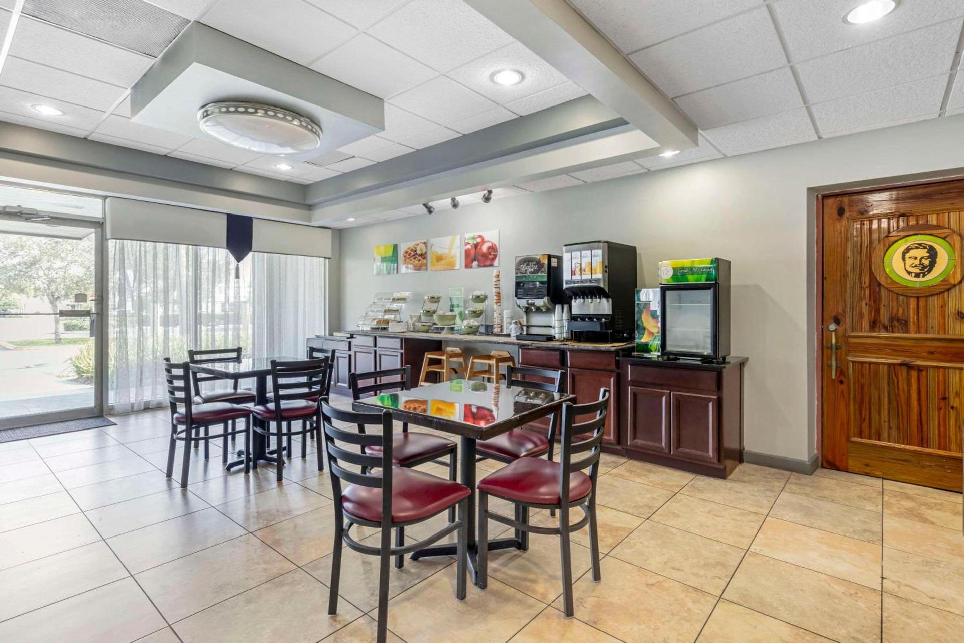 Quality Inn Downtown Stuart photo 7