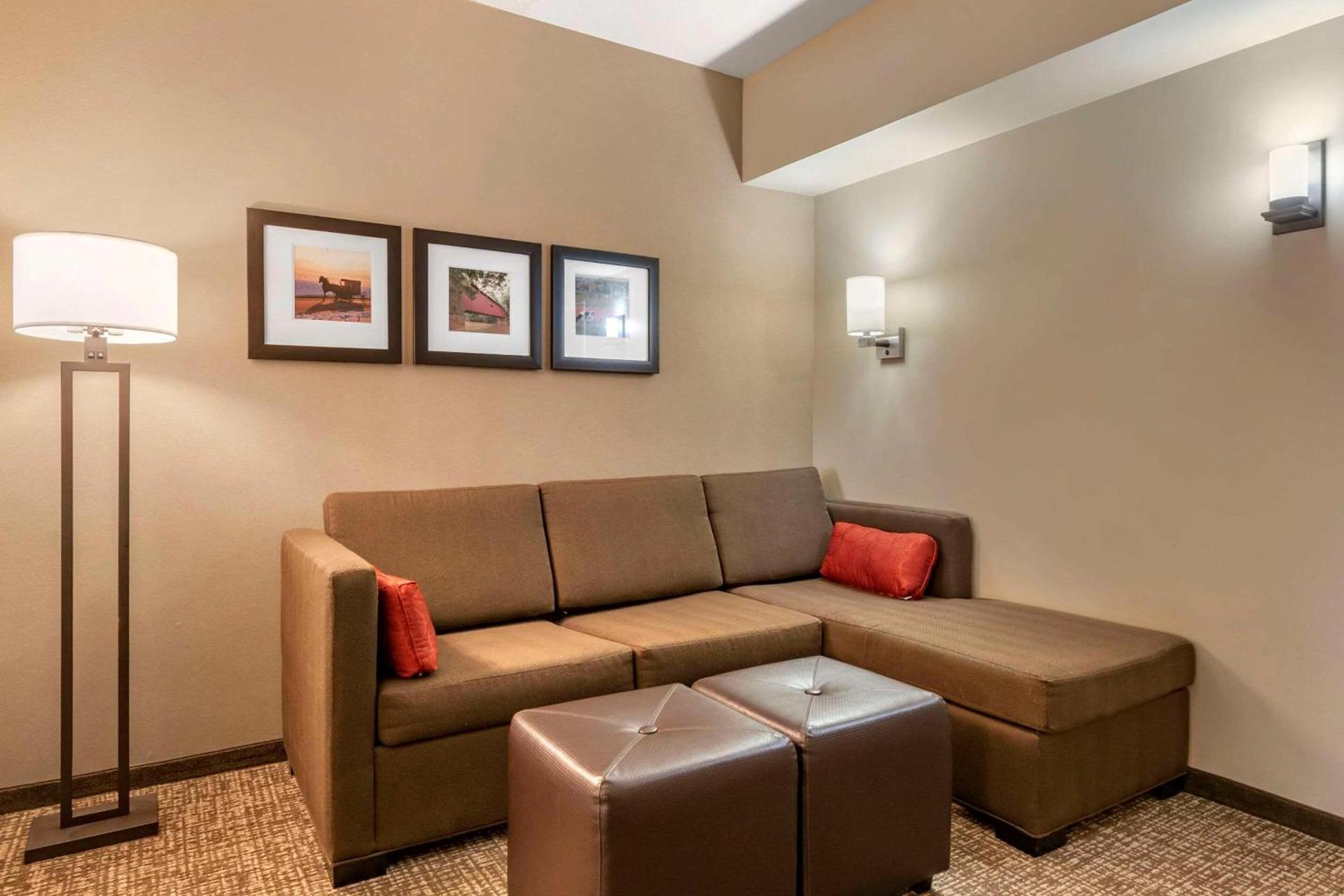 Comfort Suites Manheim - Lancaster photo 19
