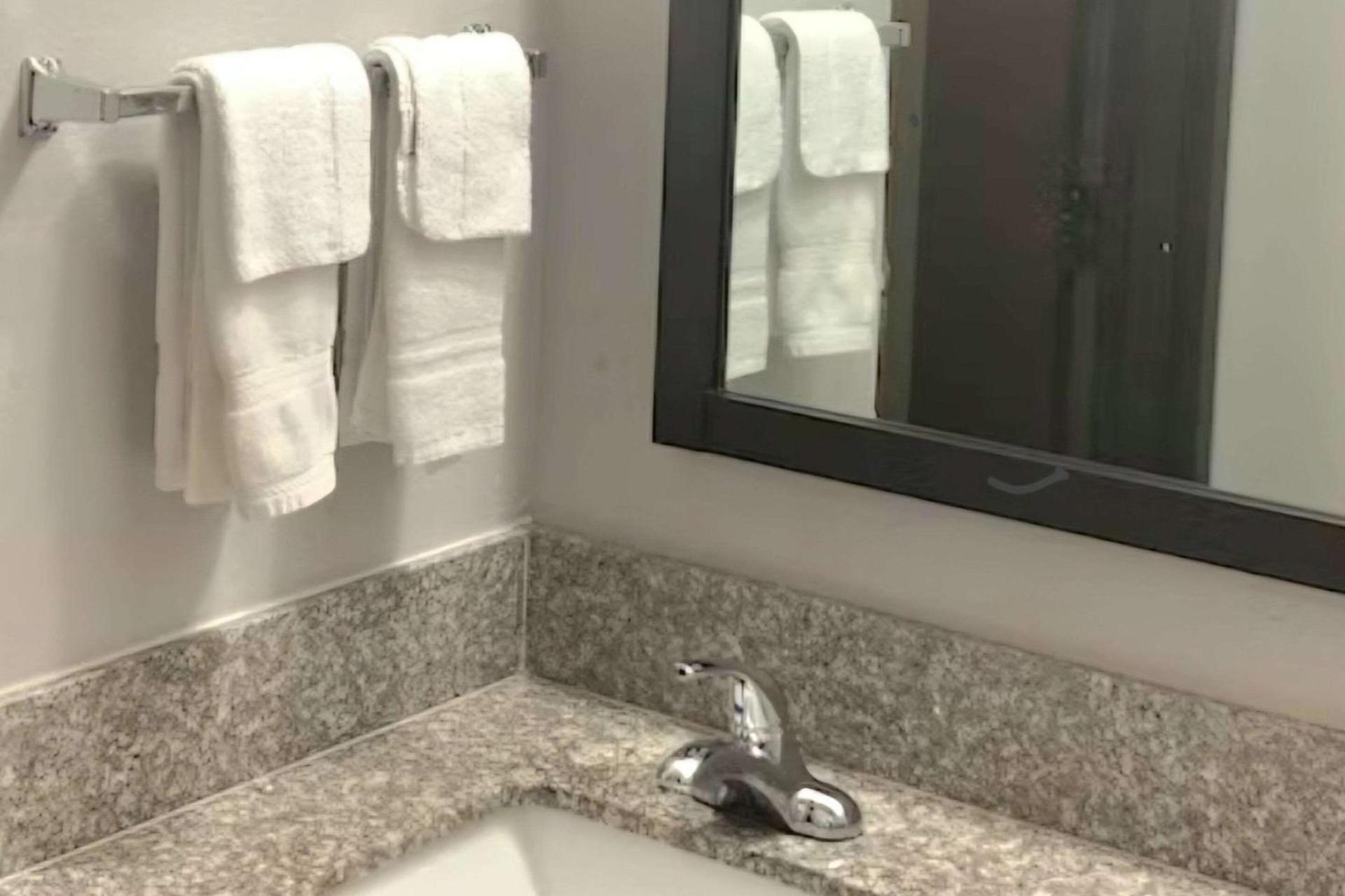 Quality Inn Dublin I-81 photo 45