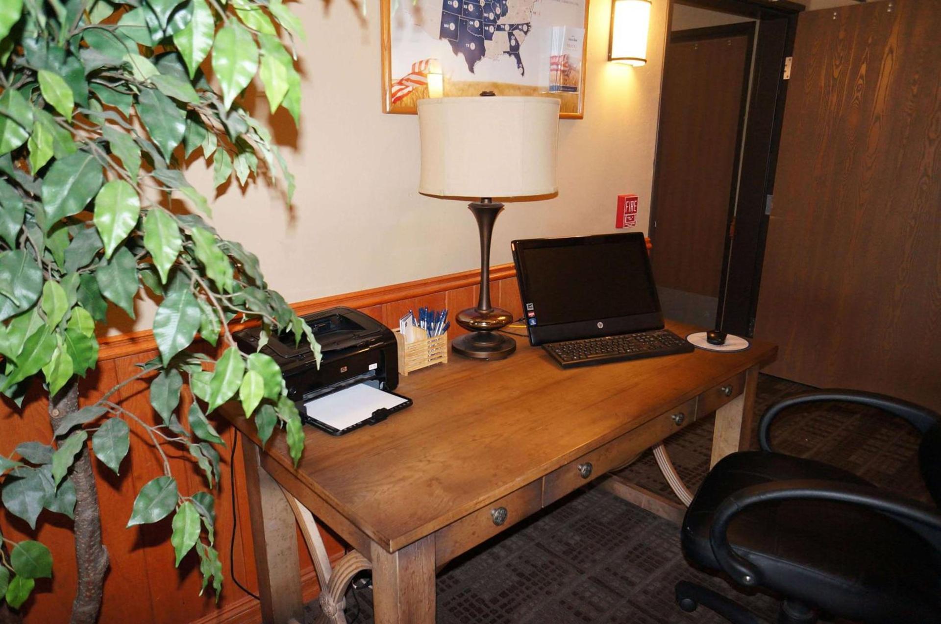 AmericInn by Wyndham Baldwin photo 6