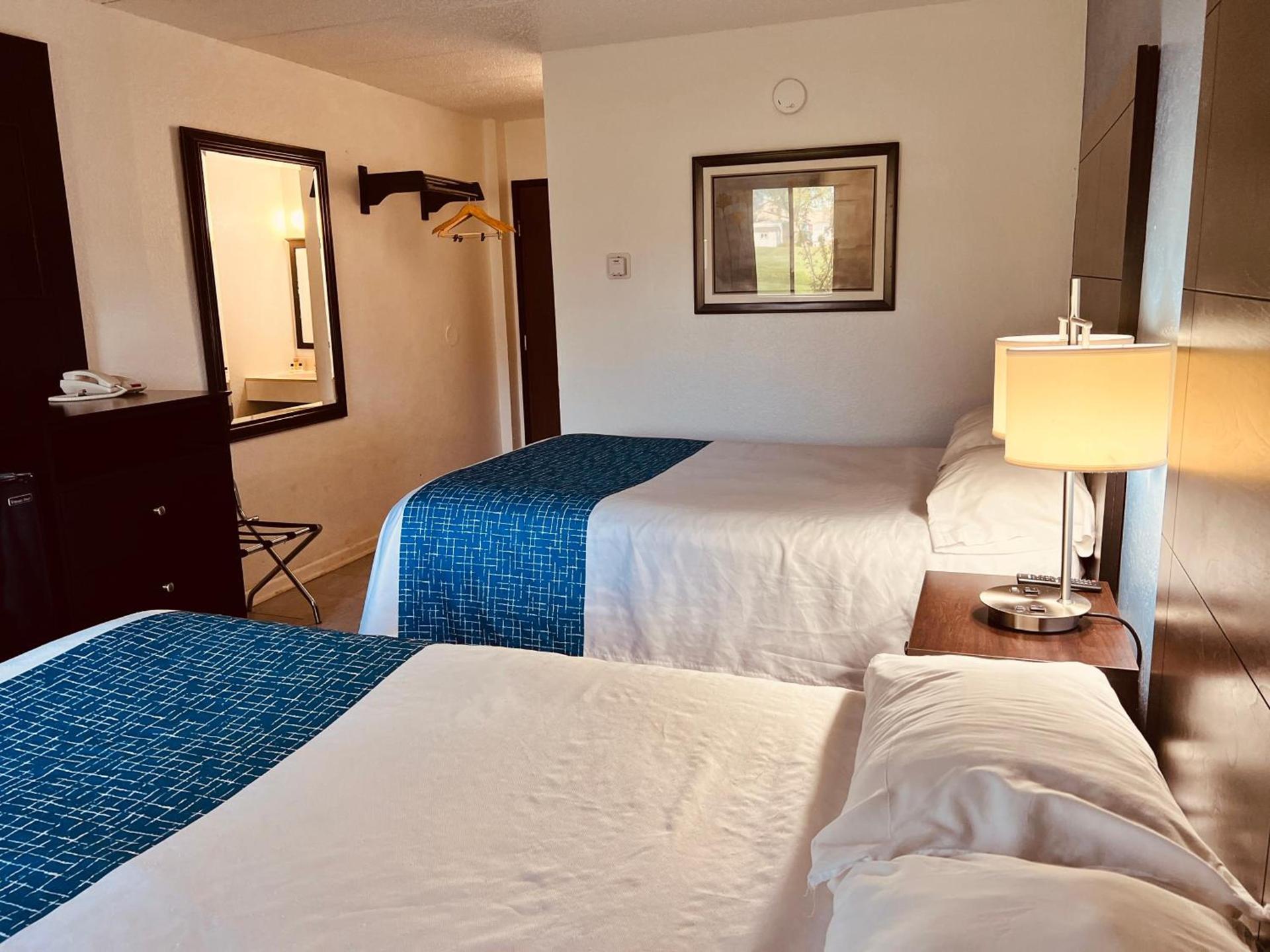Travelodge by Wyndham Valleyfair Shakopee photo 56