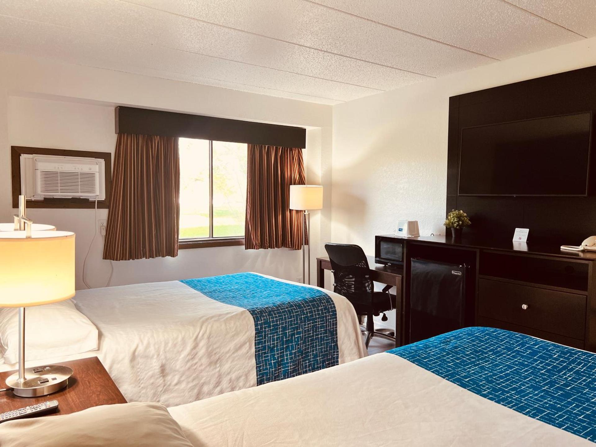 Travelodge by Wyndham Valleyfair Shakopee photo 52