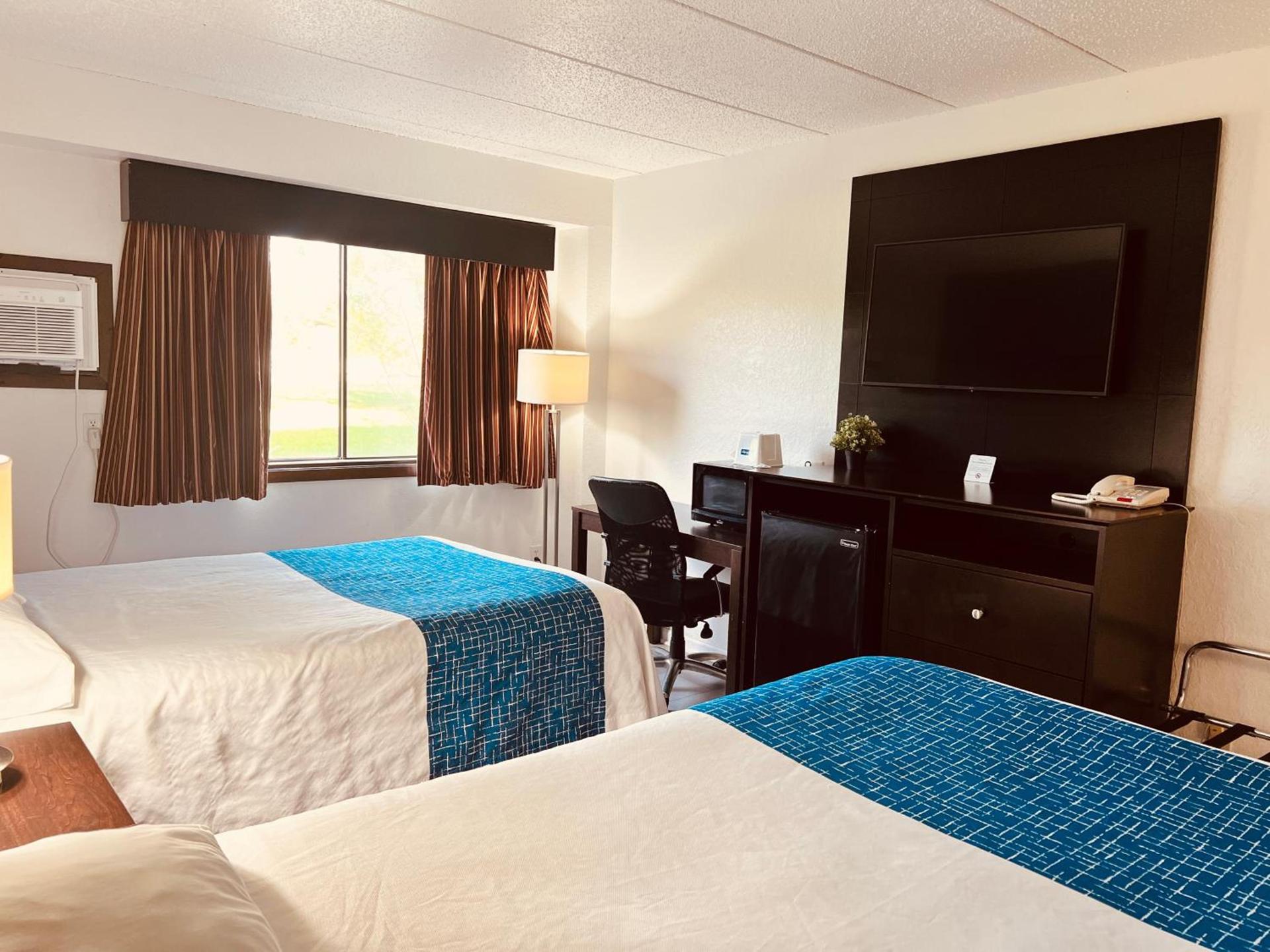 Travelodge by Wyndham Valleyfair Shakopee photo 63