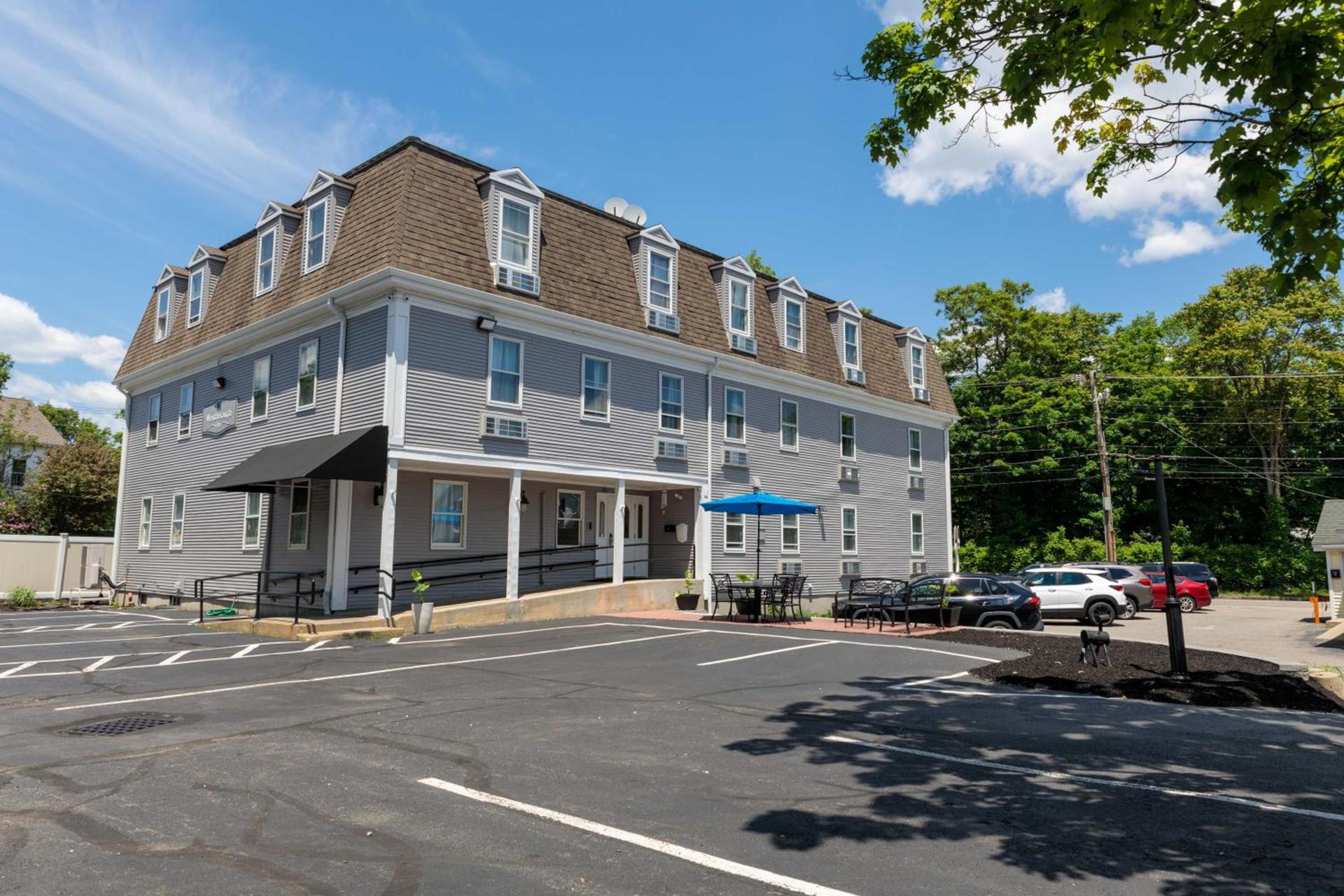 Westborough Inn photo 5