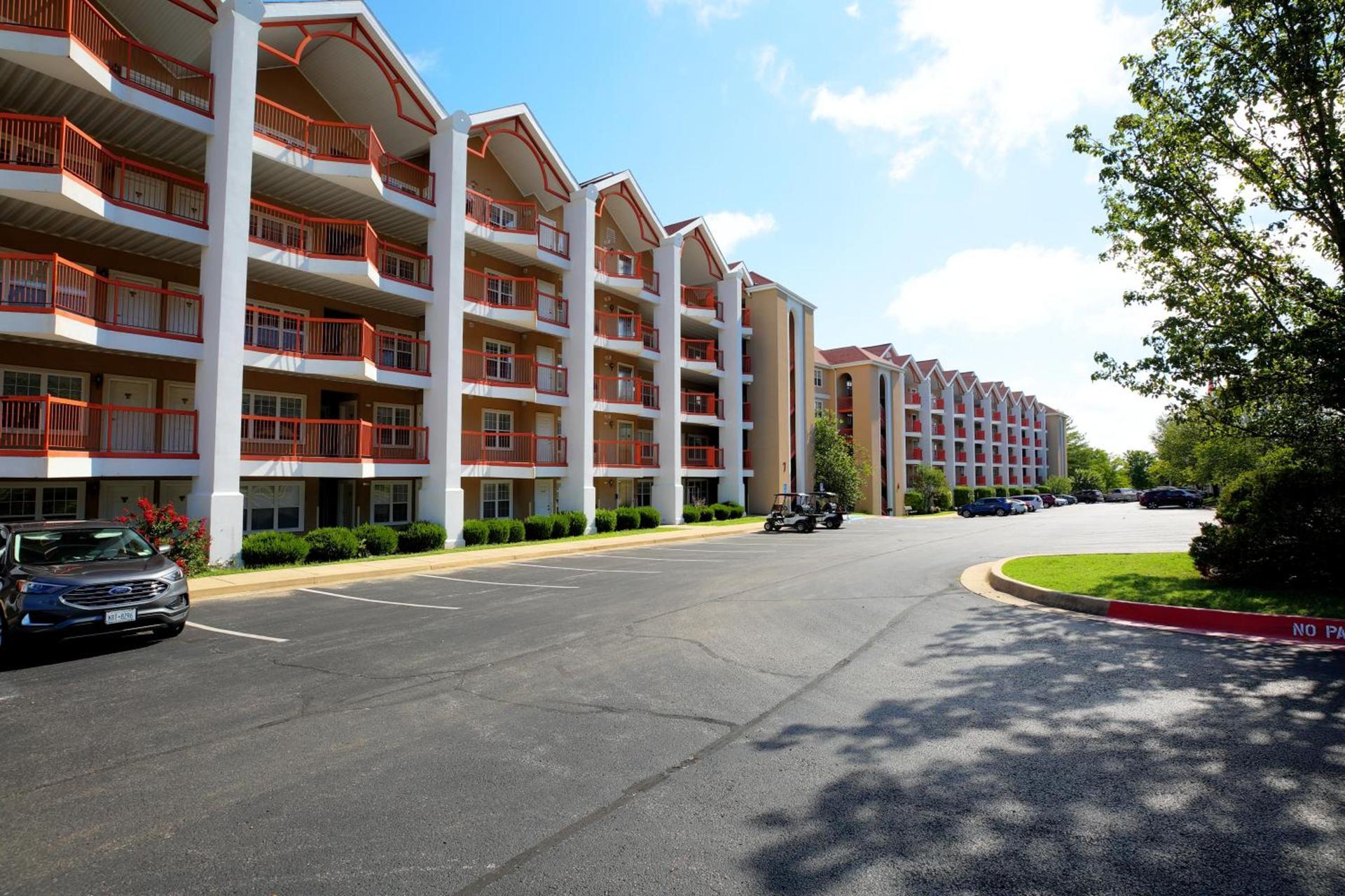Grand Crowne Resort photo 5