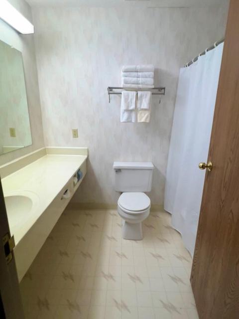 Cedarville Hotel photo 2