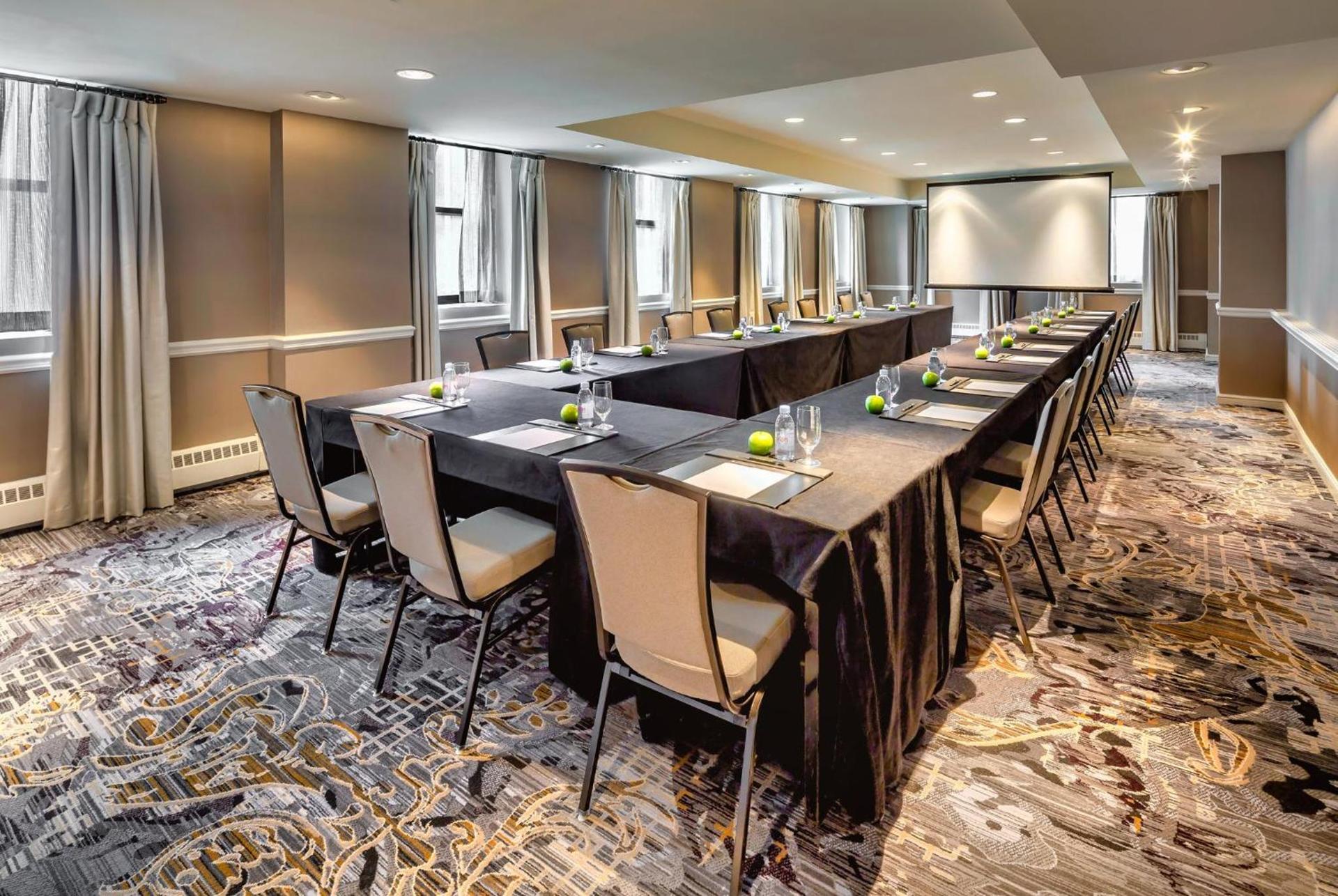 InterContinental Chicago Magnificent Mile by IHG photo 87