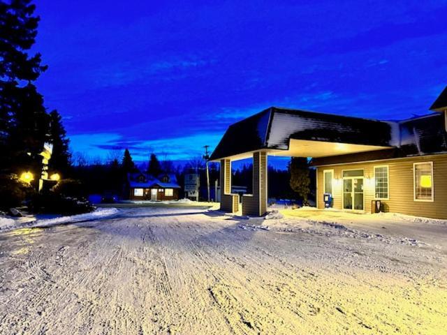 Cedarville Hotel photo 4