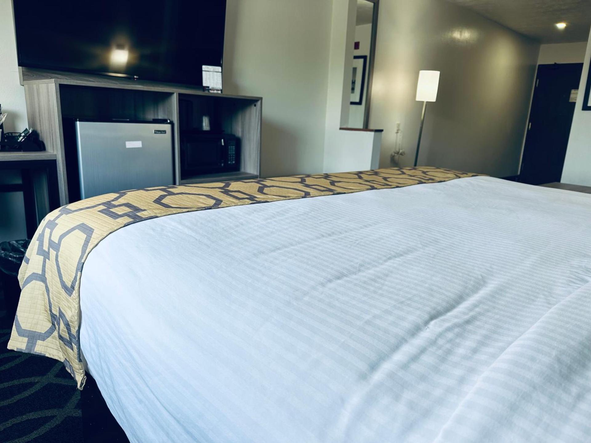 Baymont by Wyndham Piqua photo 22
