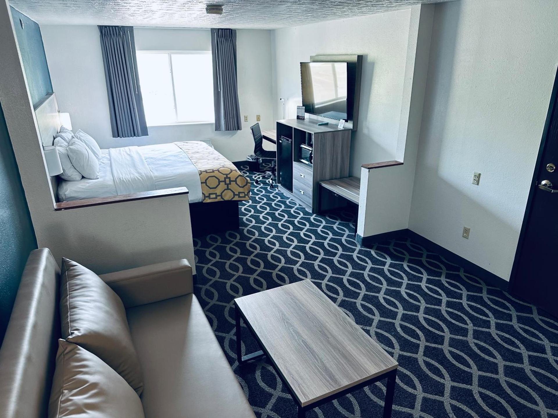 Baymont by Wyndham Piqua photo 30