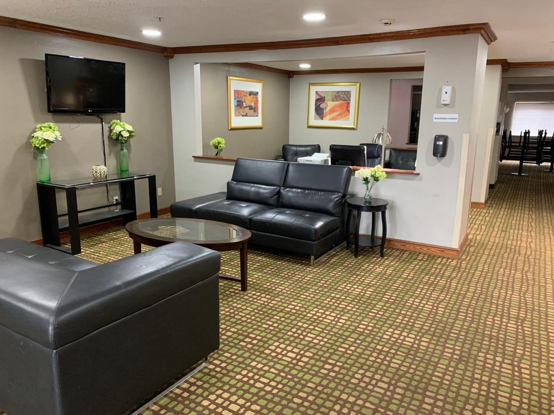Baymont by Wyndham Piqua photo 45