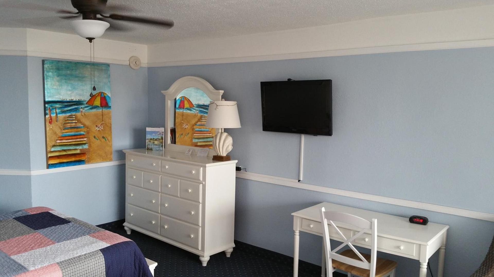 Coral Sands Inn photo 10