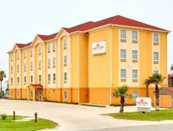 Hawthorn Extended Stay by Wyndham Corpus Christi Padre Isle photo 2