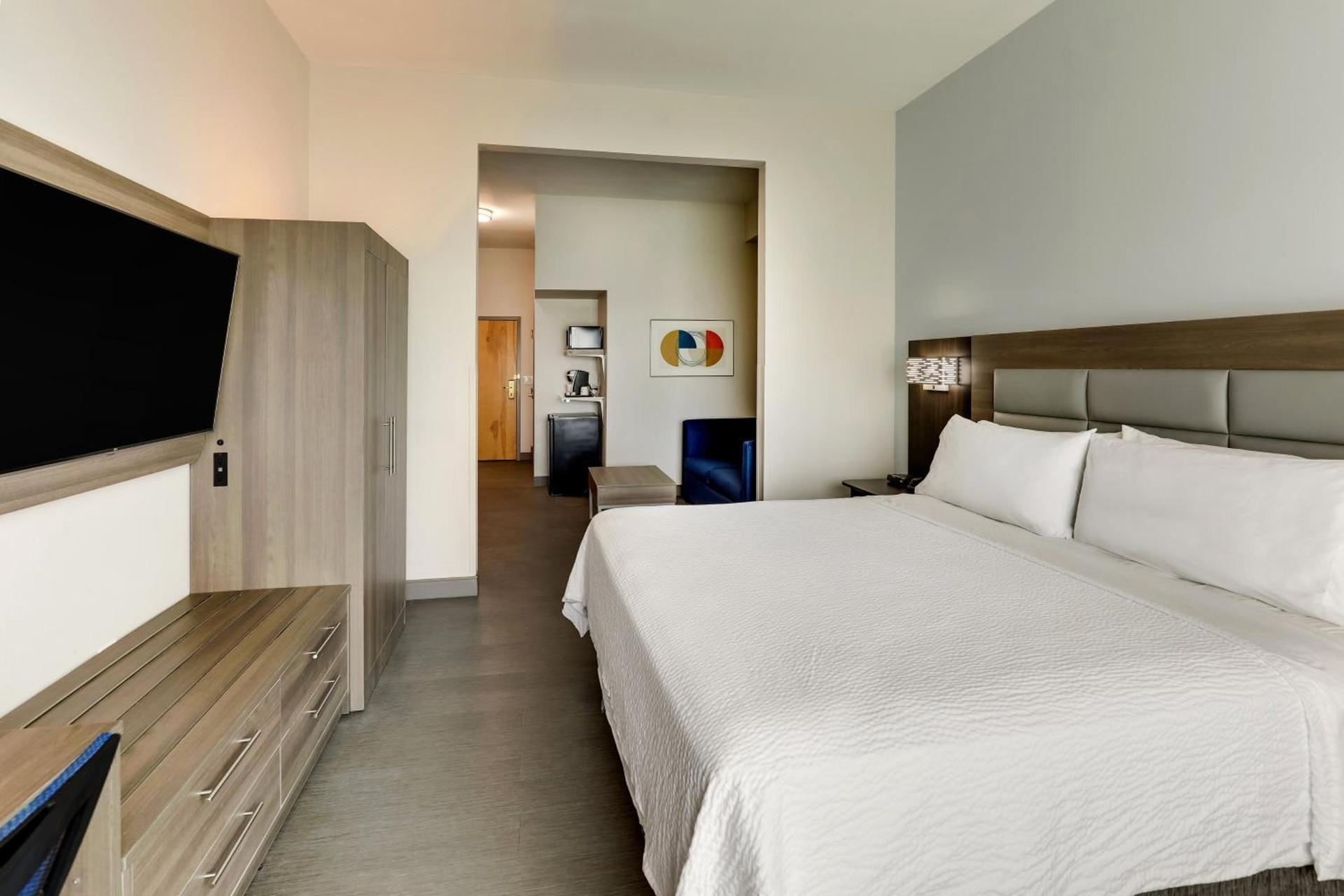 Holiday Inn Express Hotel & Suites Richmond by IHG photo 72